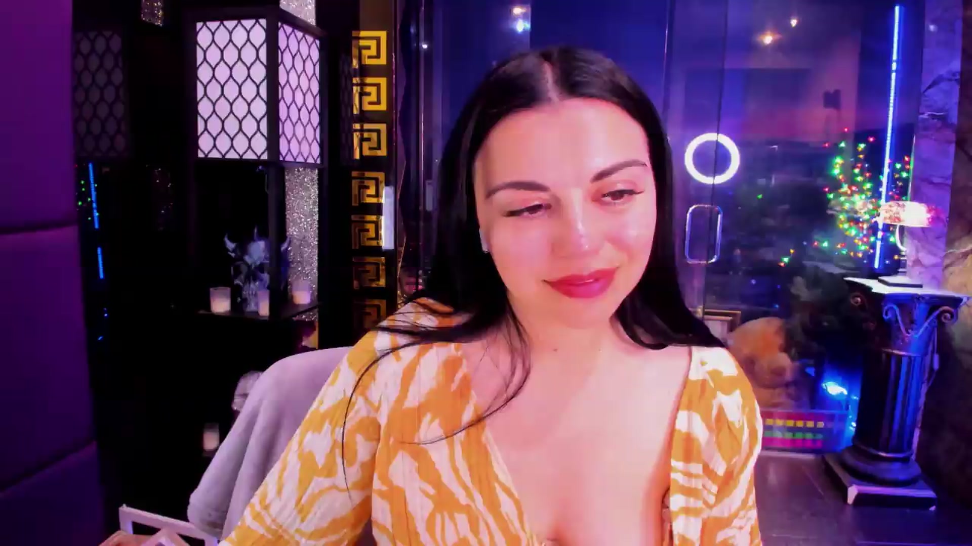 Gallery image thumbnail from sunn_o's myfreecams stream on, 08/12/2026, 10:41 image 10 of 20