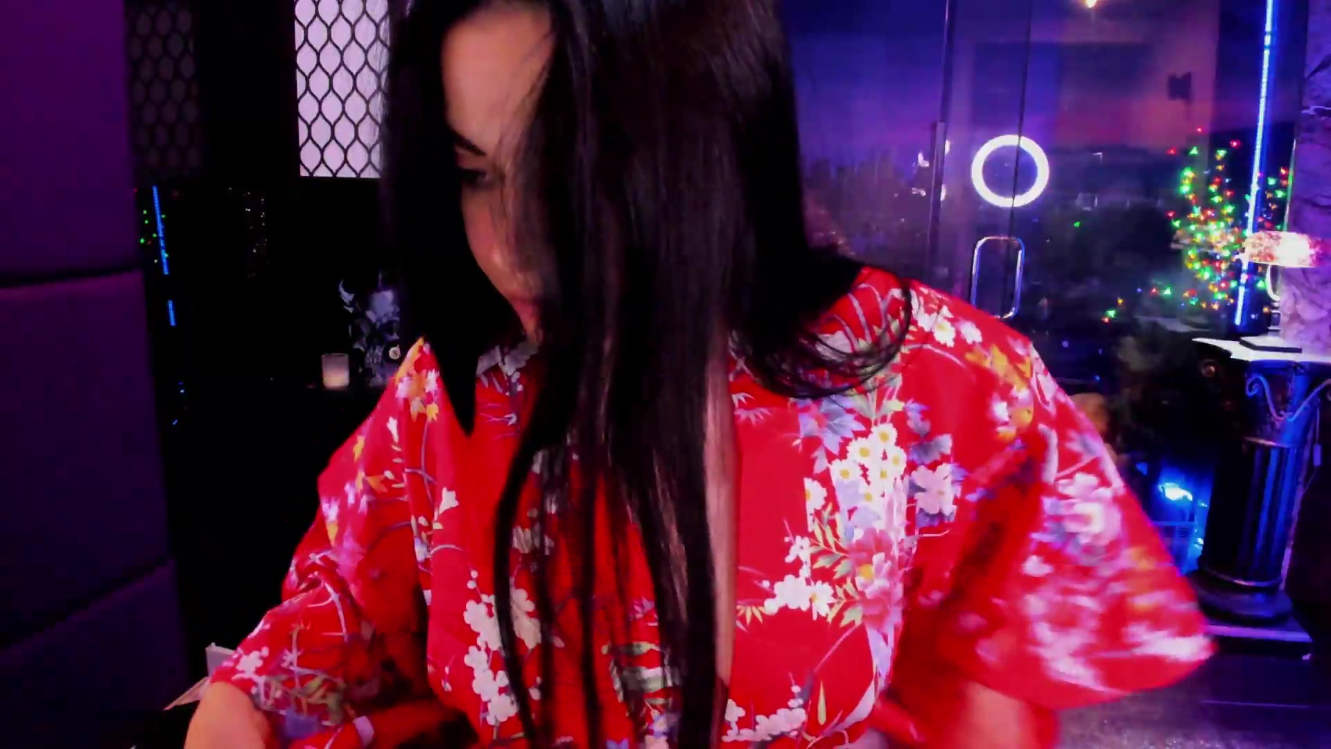 Gallery image thumbnail from sunn_o's myfreecams stream on, 08/13/2026, 10:56 image 18 of 20
