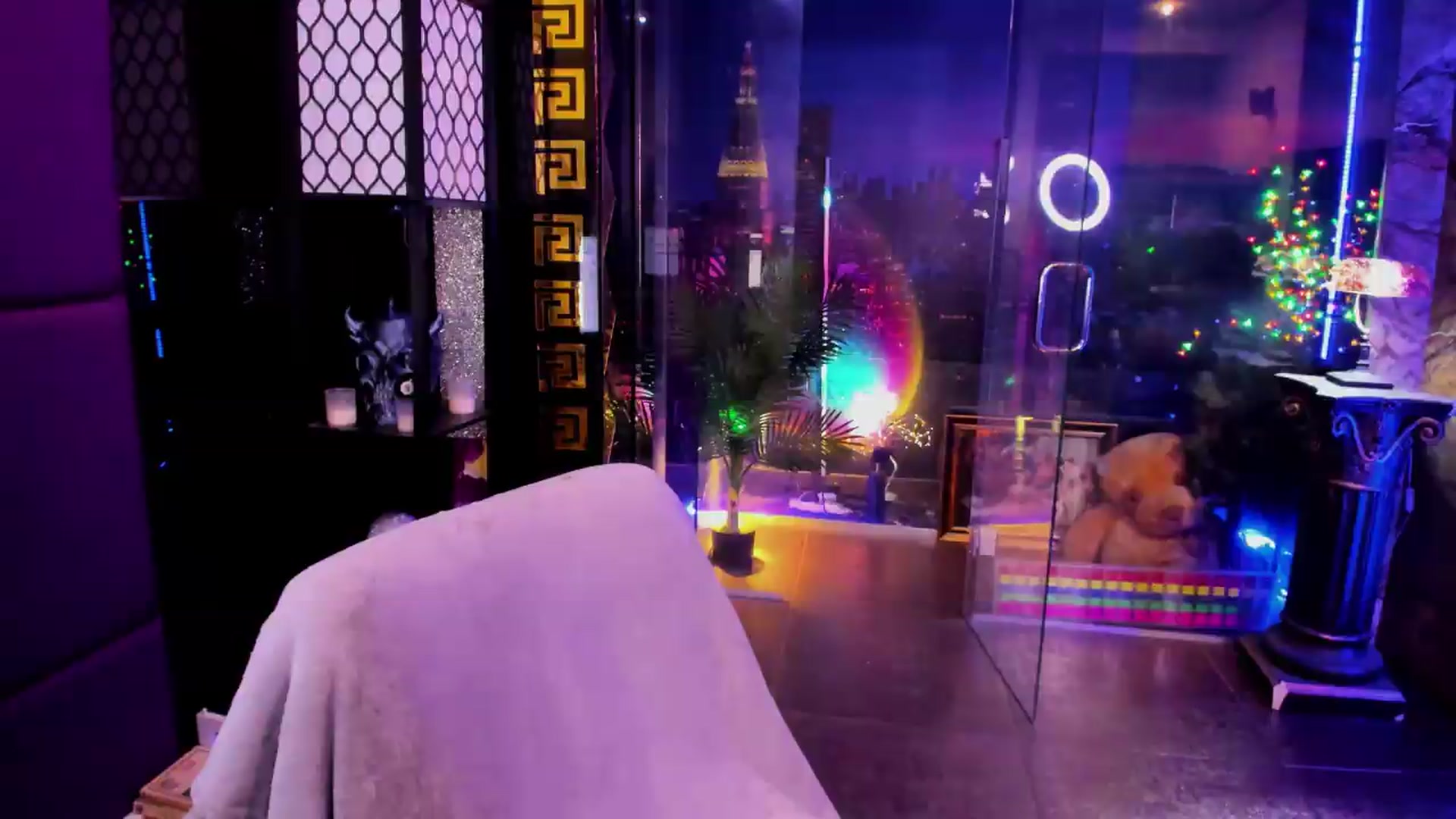 Gallery image thumbnail from sunn_o's myfreecams stream on, 08/14/2026, 11:13 image 18 of 20