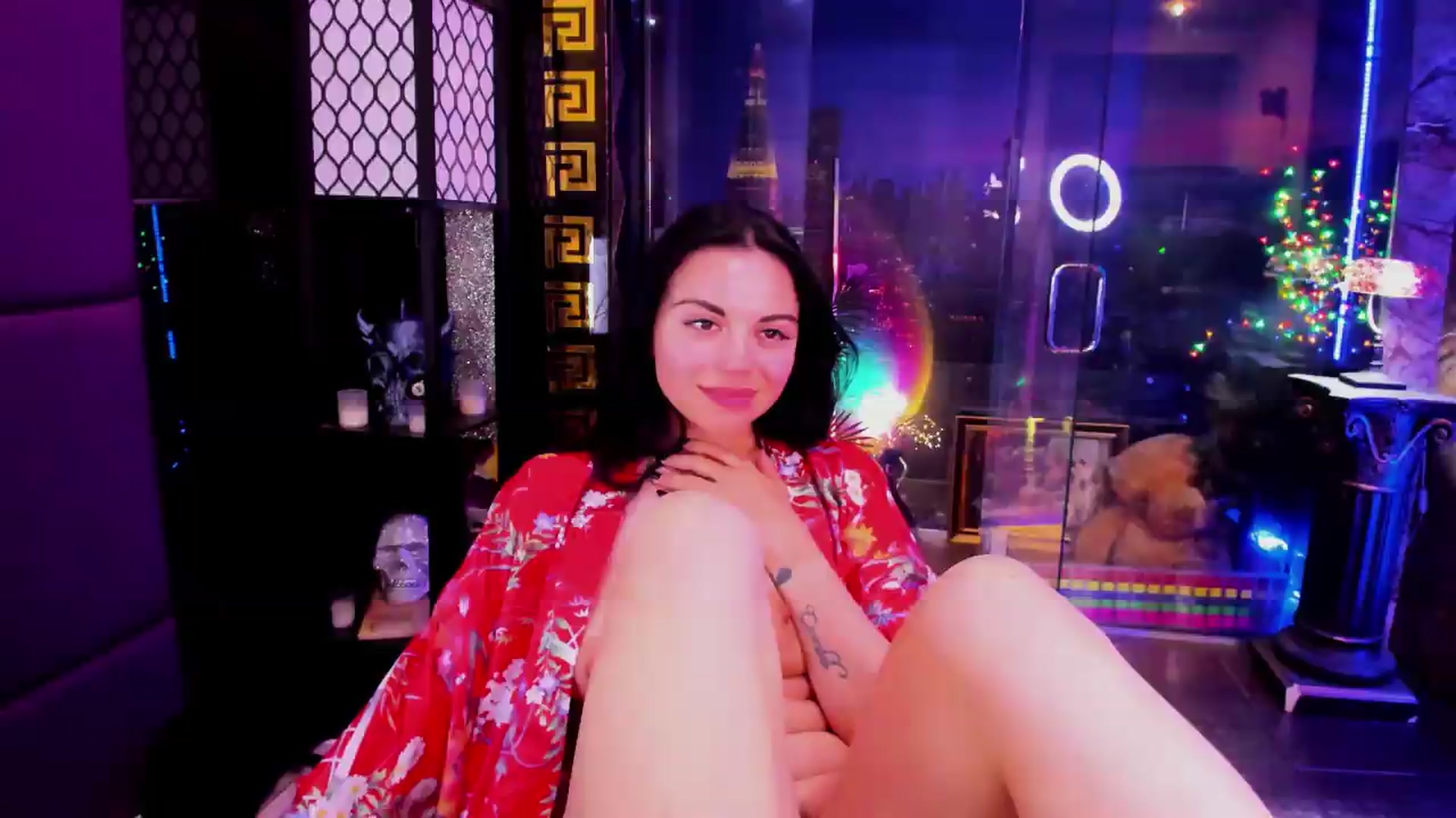 Gallery image thumbnail from sunn_o's myfreecams stream on, 08/15/2026, 11:52 image 9 of 20