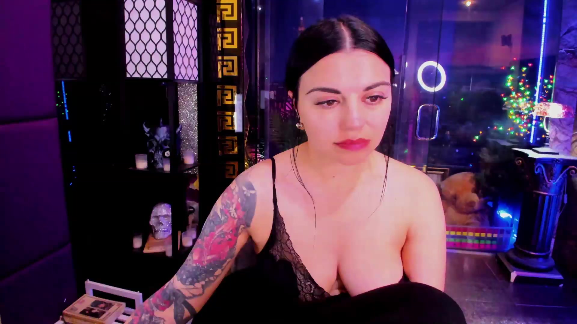 Gallery image thumbnail from sunn_o's myfreecams stream on, 08/17/2026, 10:10 image 15 of 20
