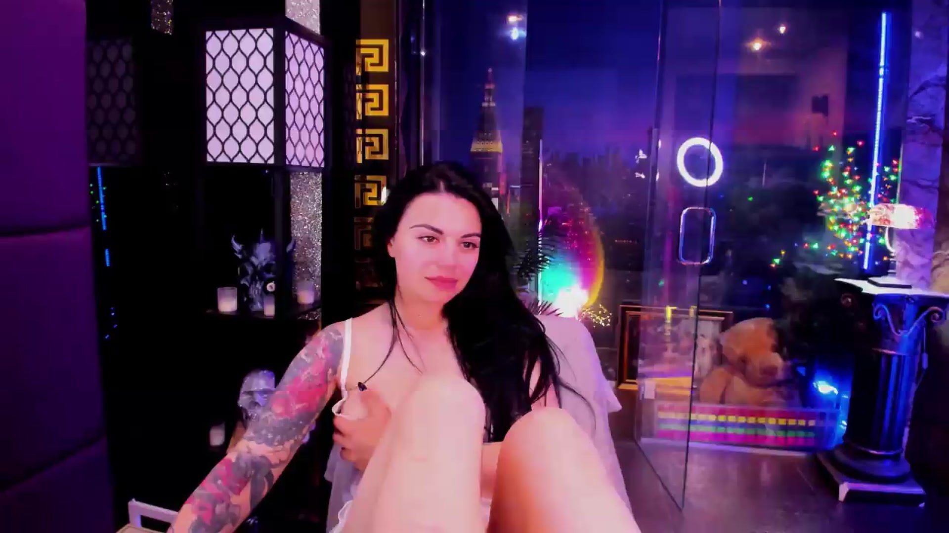 Gallery image thumbnail from sunn_o's myfreecams stream on, 08/18/2026, 12:16 image 14 of 20