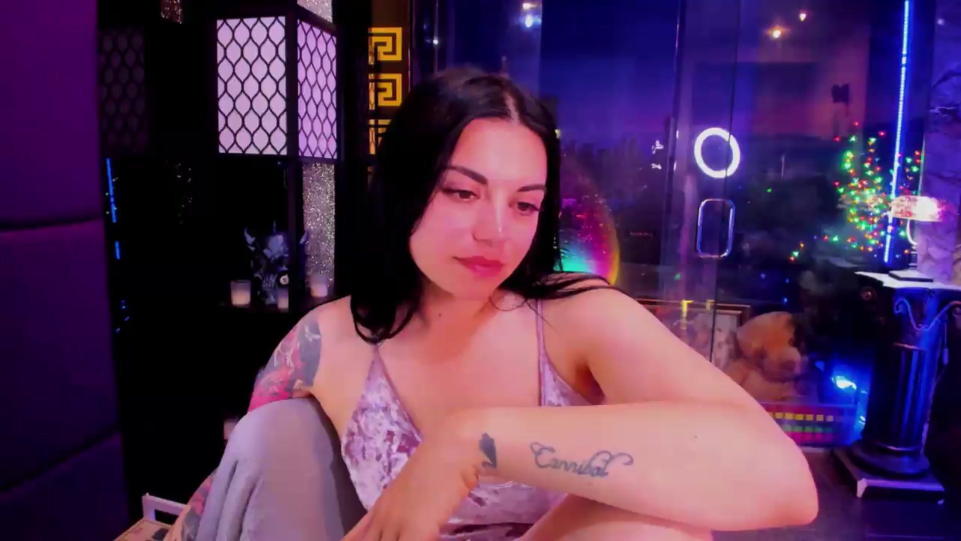 Gallery image thumbnail from sunn_o's myfreecams stream on, 08/22/2026, 12:41 image 3 of 20