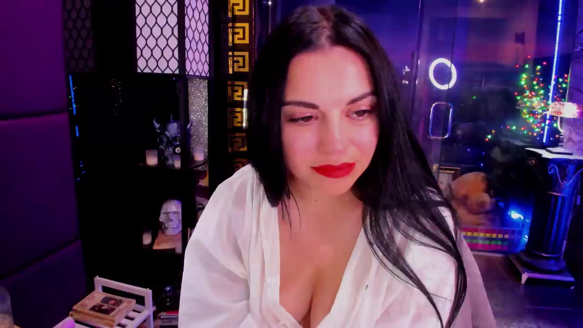 Gallery image thumbnail from sunn_o's myfreecams stream on, 08/25/2026, 11:02 image 1 of 20