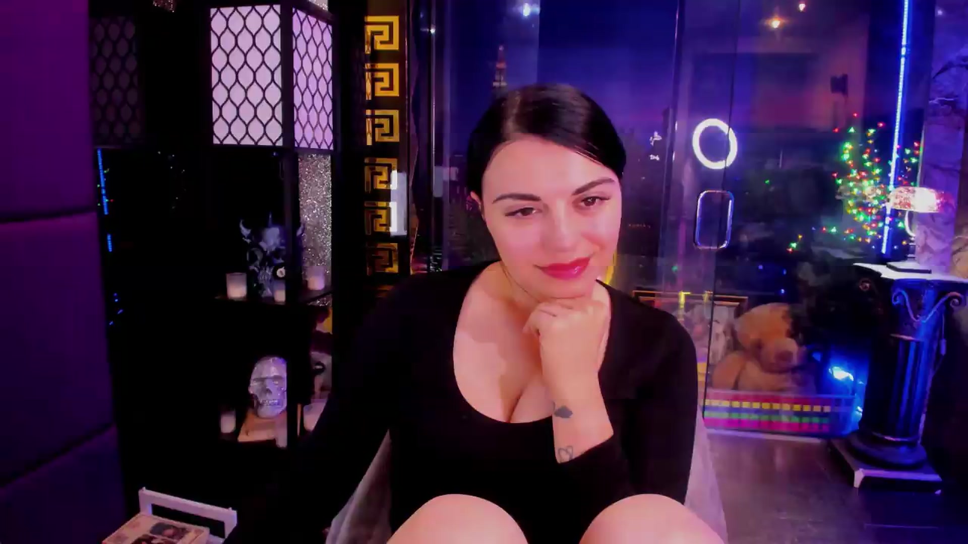 Gallery image thumbnail from sunn_o's myfreecams stream on, 08/26/2026, 10:37 image 7 of 20