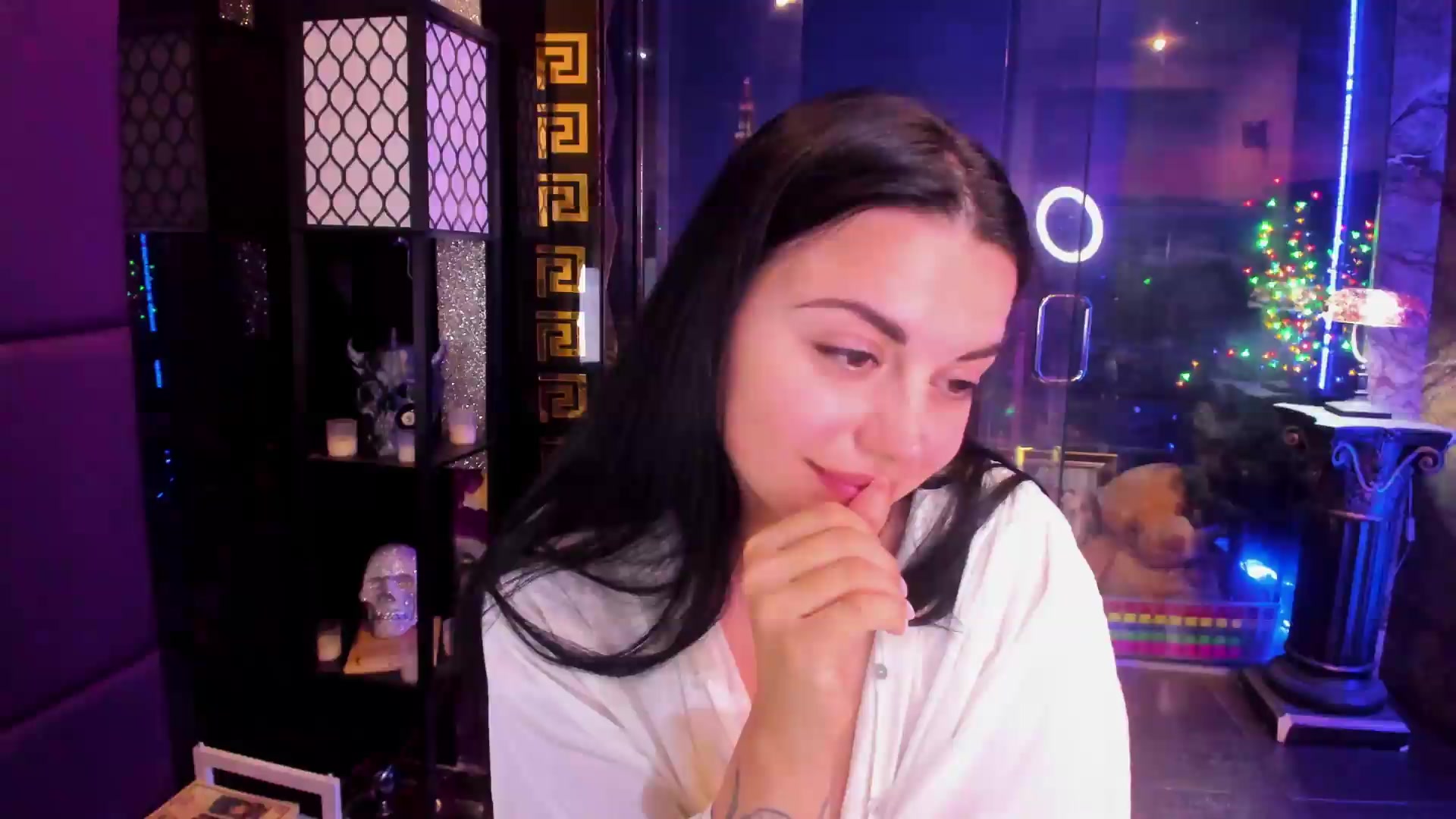 Gallery image thumbnail from sunn_o's myfreecams stream on, 08/28/2026, 11:10 image 19 of 20