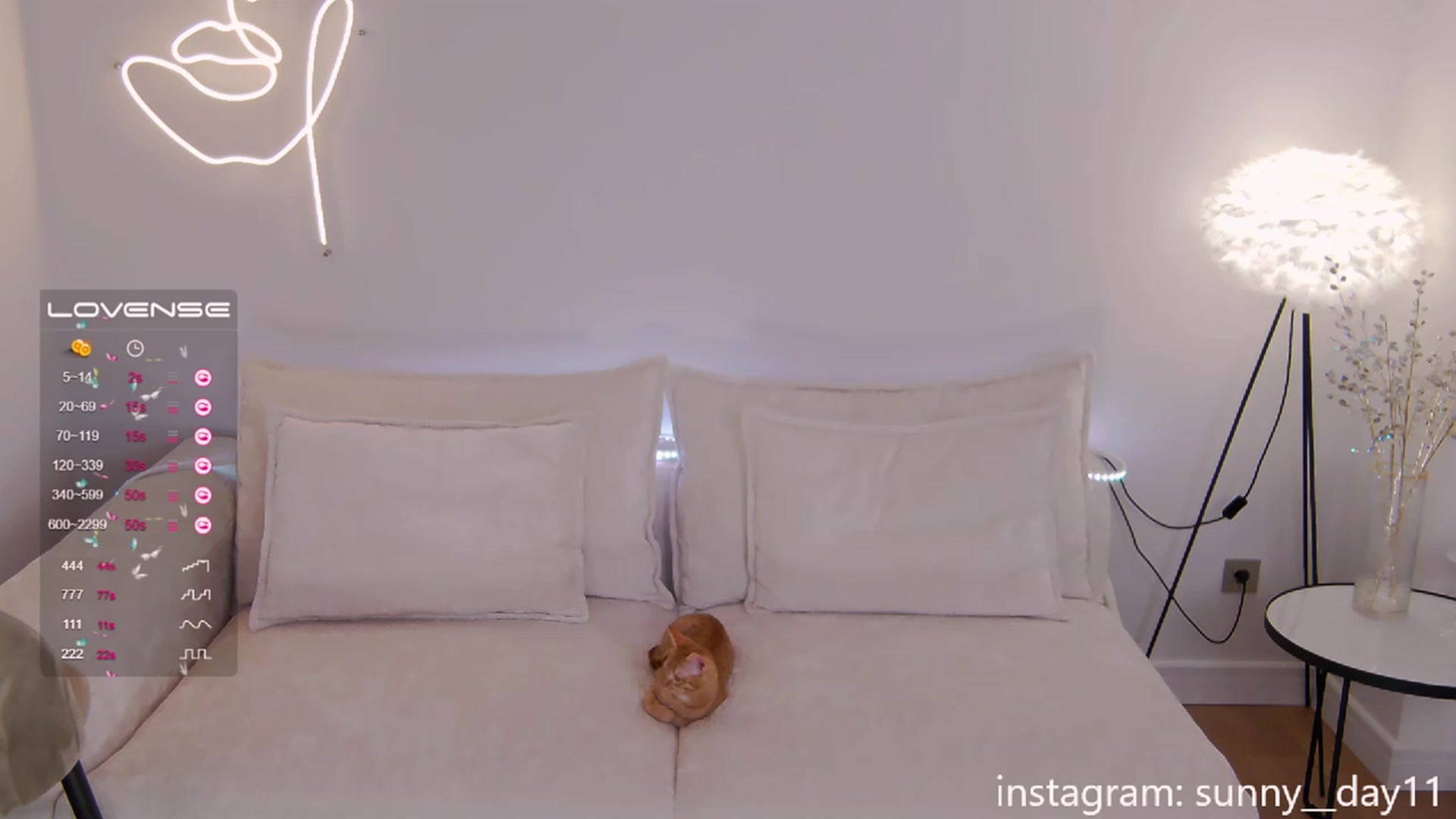 Gallery image thumbnail from sunny__day1's myfreecams stream on, 12/17/2022, 12:39 image 17 of 20