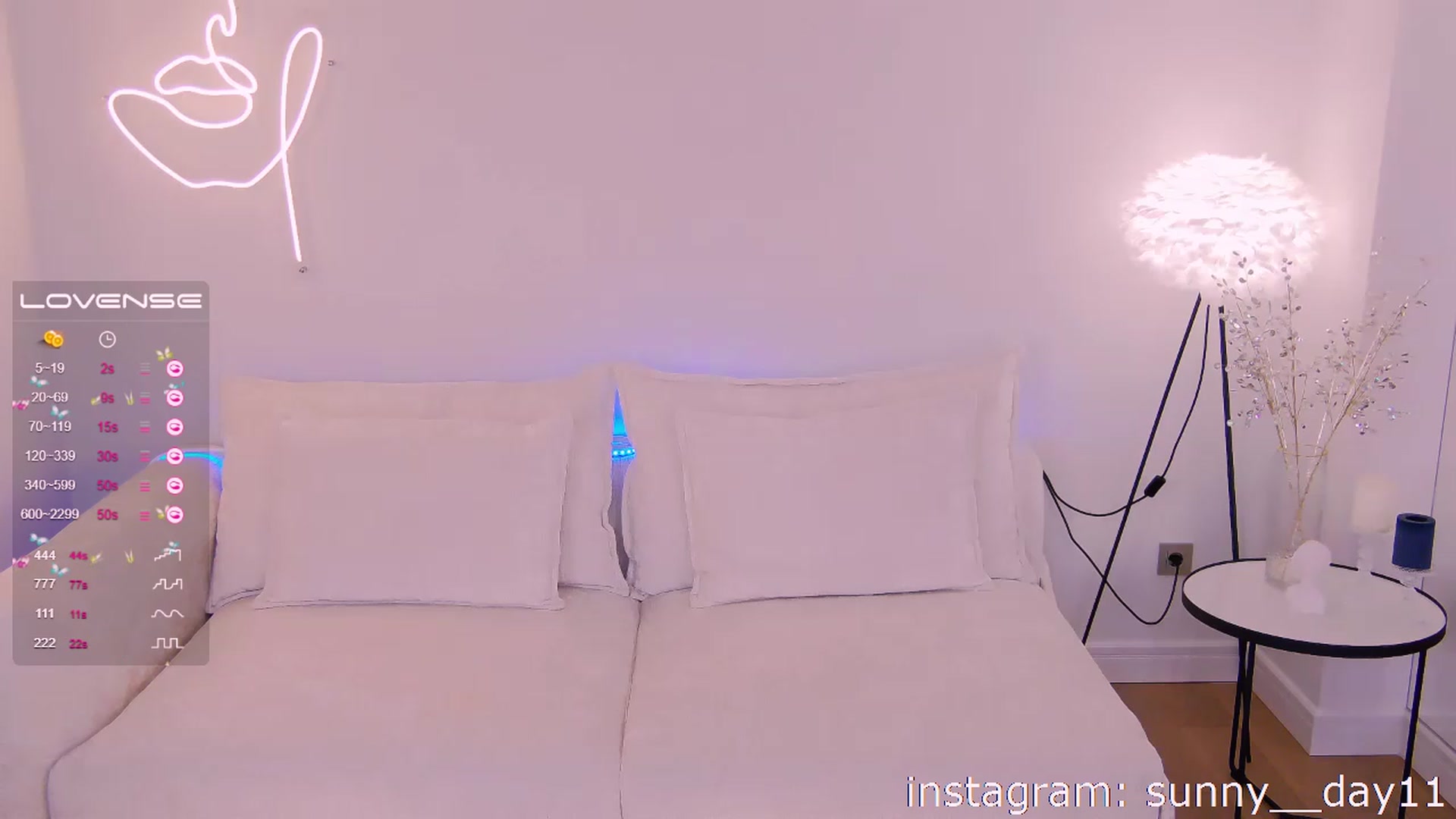 Gallery image thumbnail from sunny__day1's myfreecams stream on, 12/21/2022, 11:46 image 14 of 20