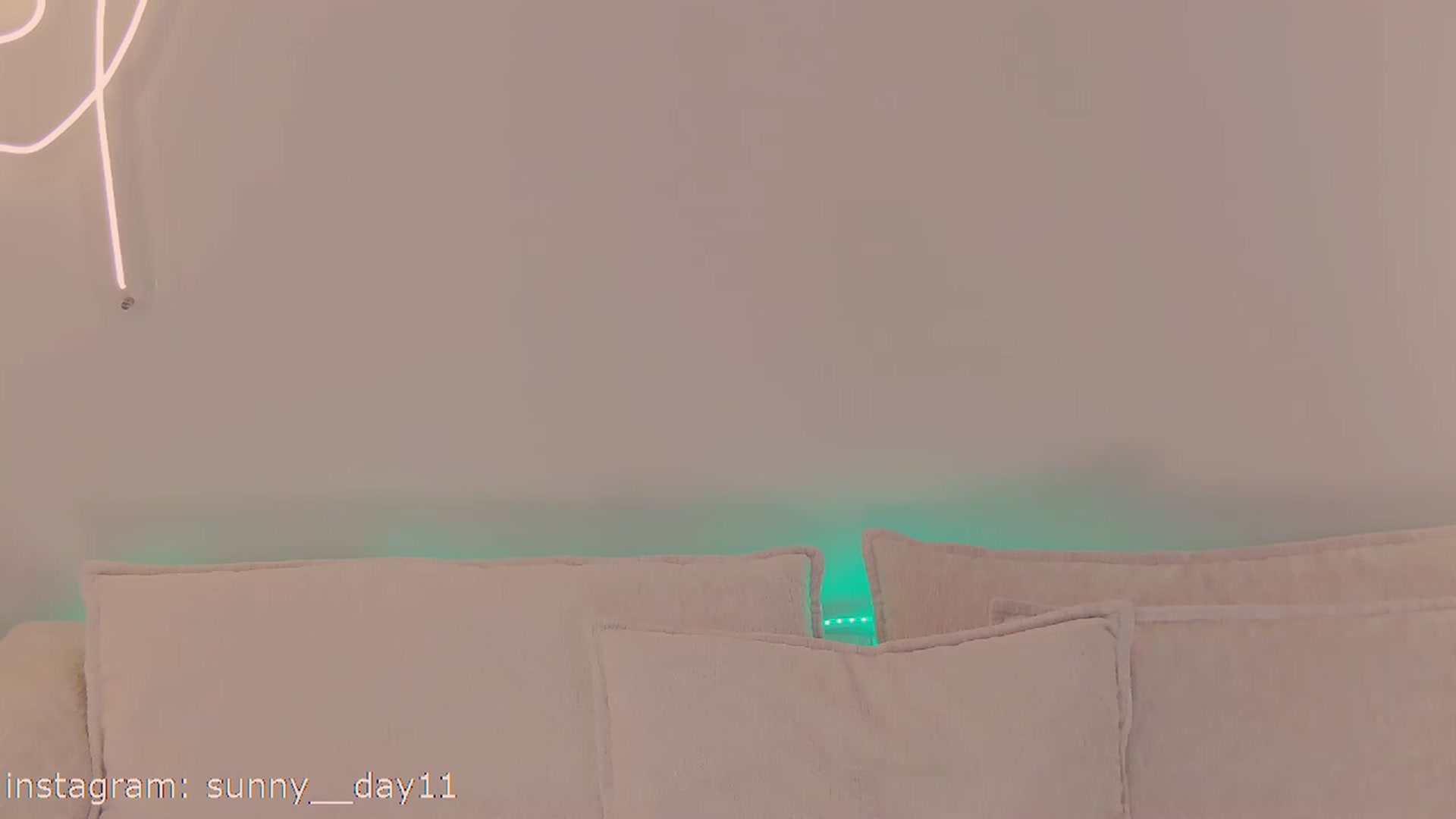 Gallery image thumbnail from sunny__day1's myfreecams stream on, 02/11/2023, 05:06 image 7 of 20