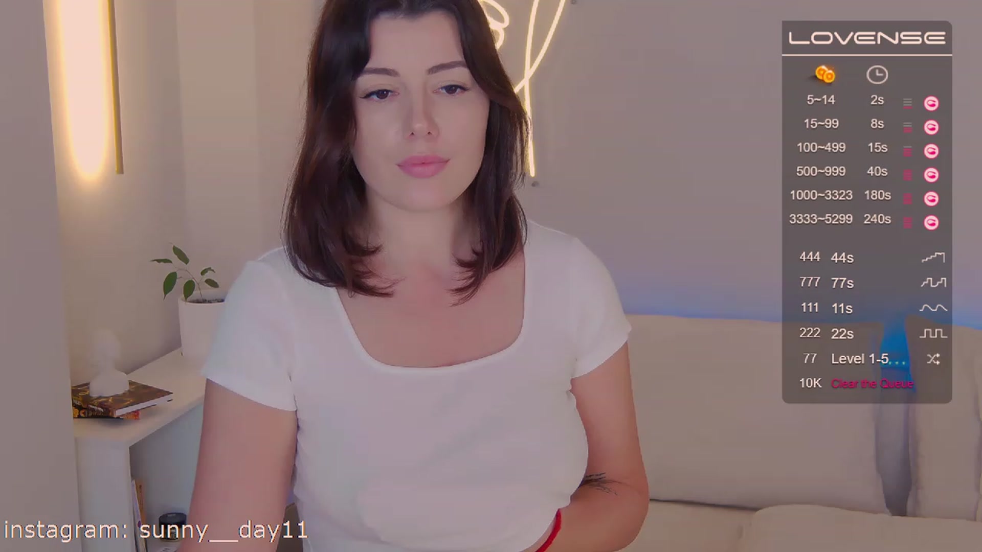 Gallery image thumbnail from sunny__day1's myfreecams stream on, 02/11/2023, 08:19 image 17 of 20