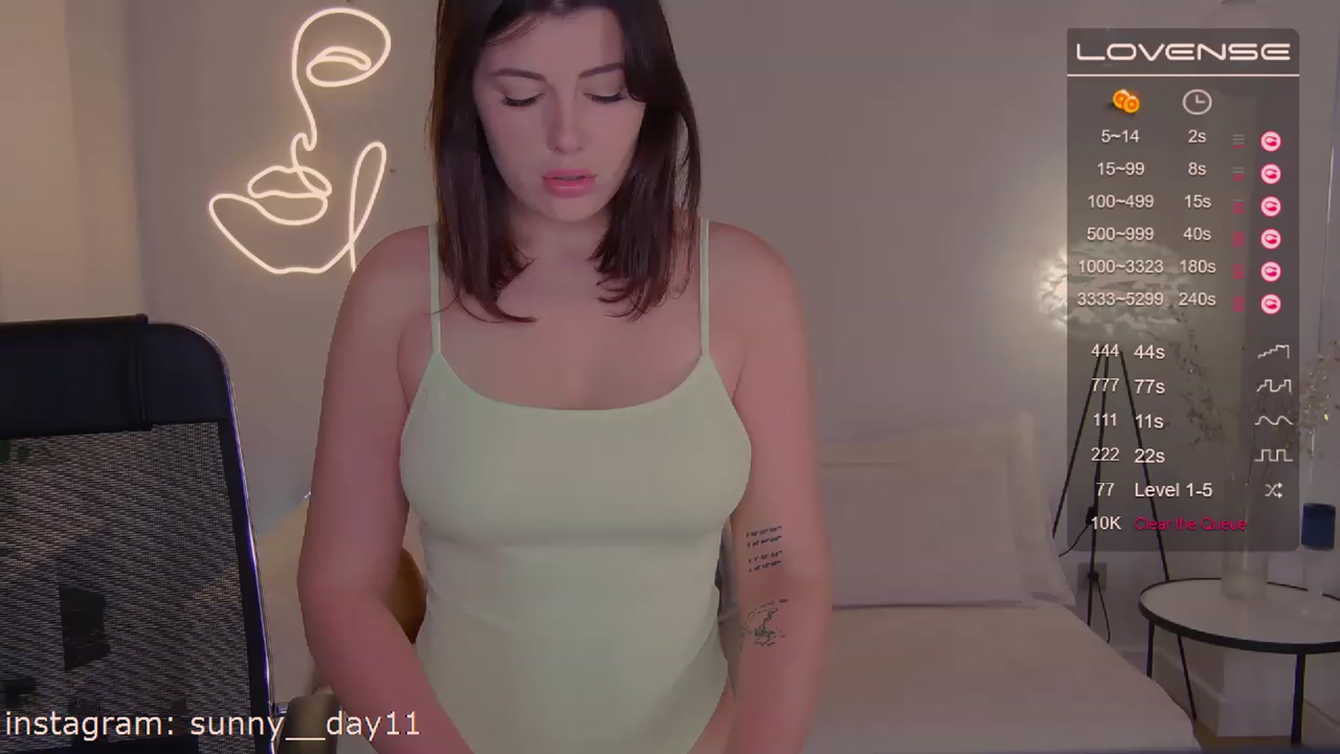 Gallery image thumbnail from sunny__day1's myfreecams stream on, 02/13/2023, 05:25 image 17 of 20