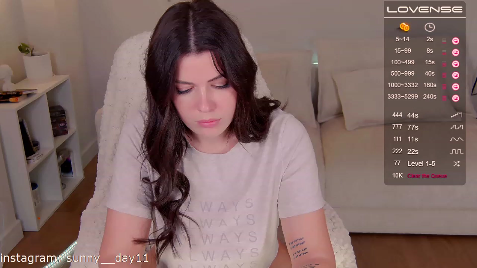 Gallery image thumbnail from sunny__day1's myfreecams stream on, 03/01/2023, 15:46 image 19 of 20