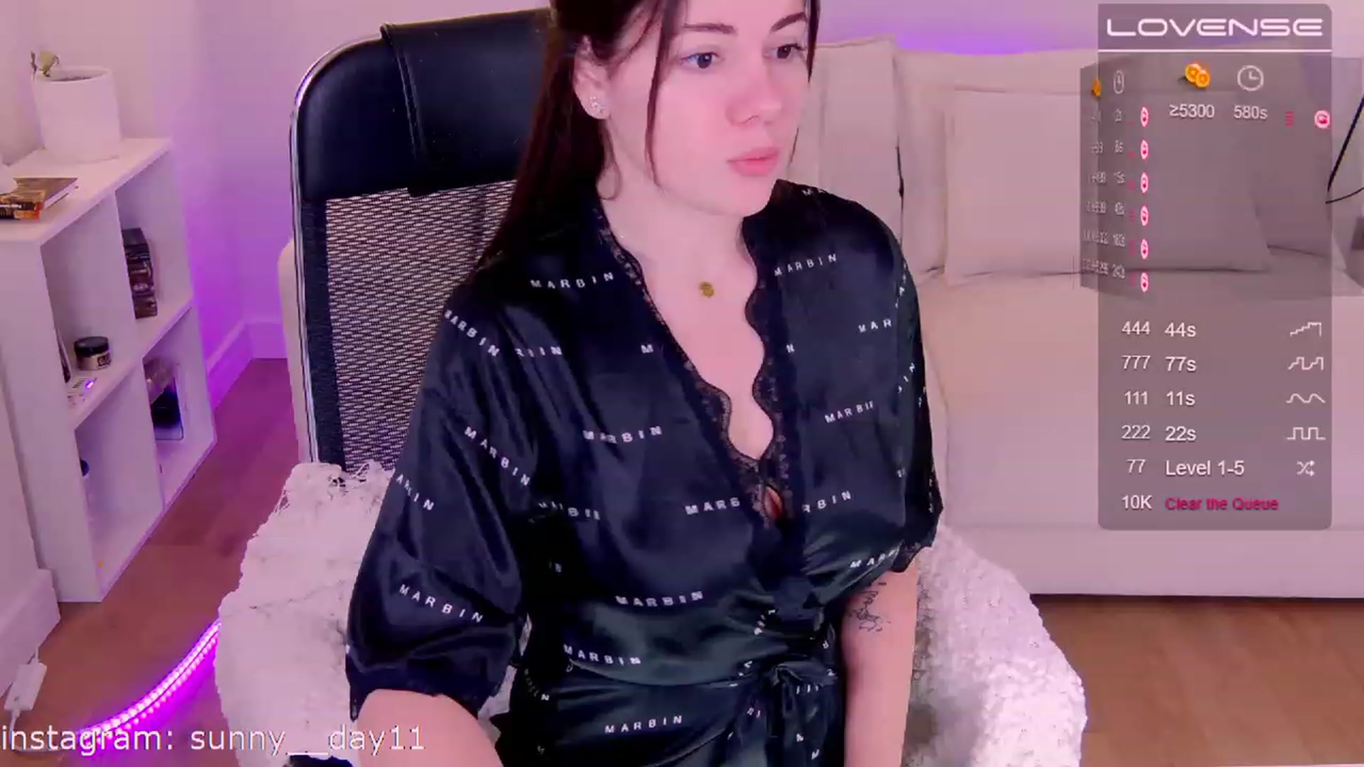 Gallery image thumbnail from sunny__day1's myfreecams stream on, 03/08/2023, 03:53 image 14 of 20