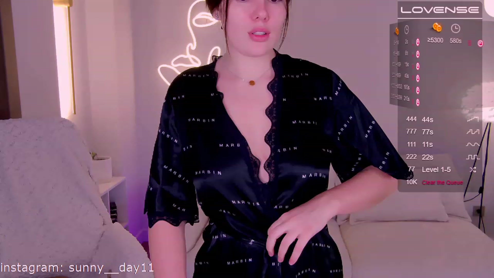 Gallery image thumbnail from sunny__day1's myfreecams stream on, 03/08/2023, 04:40 image 17 of 20