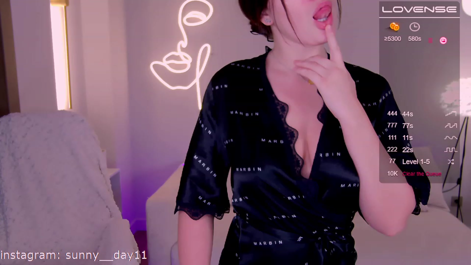 Gallery image thumbnail from sunny__day1's myfreecams stream on, 03/08/2023, 04:40 image 5 of 20