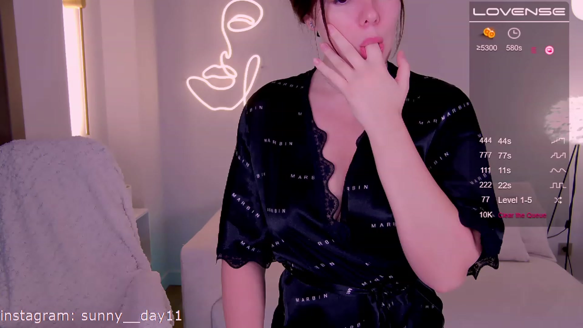 Gallery image thumbnail from sunny__day1's myfreecams stream on, 03/08/2023, 04:40 image 6 of 20