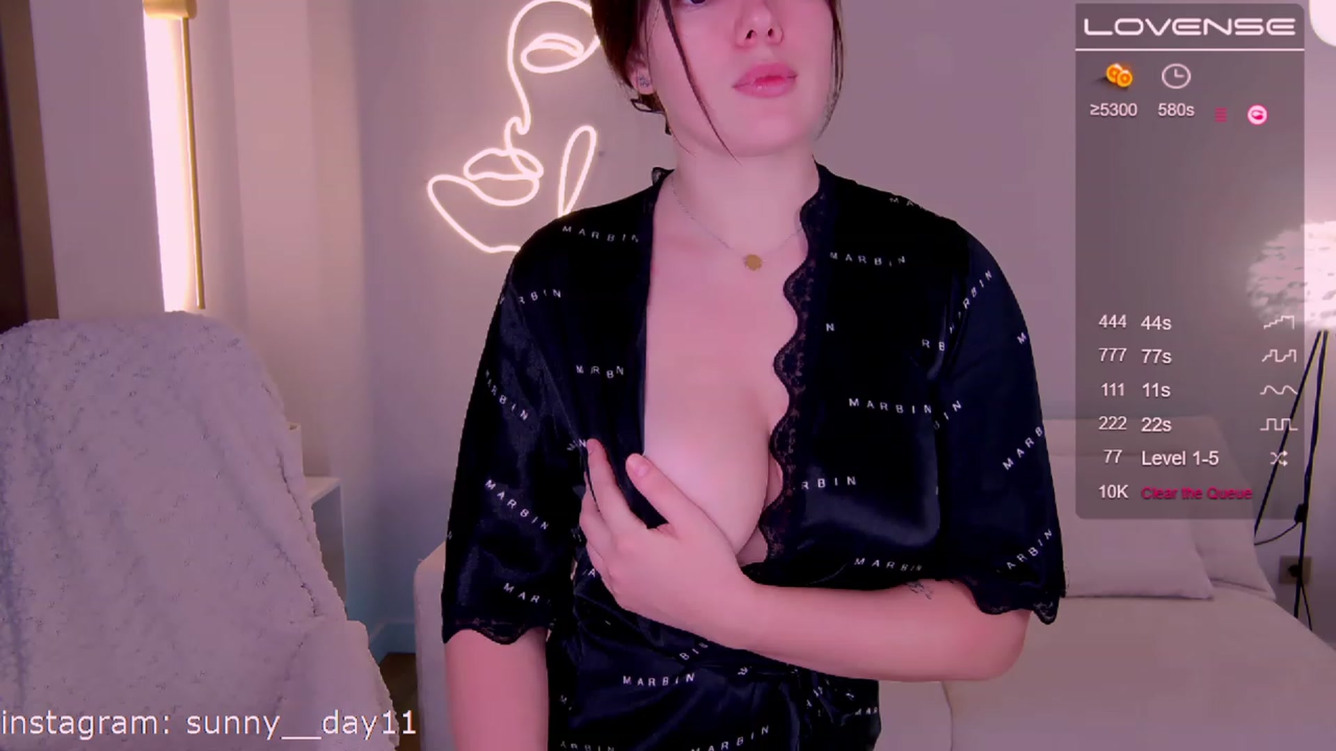 Gallery image thumbnail from sunny__day1's myfreecams stream on, 03/08/2023, 04:40 image 3 of 20