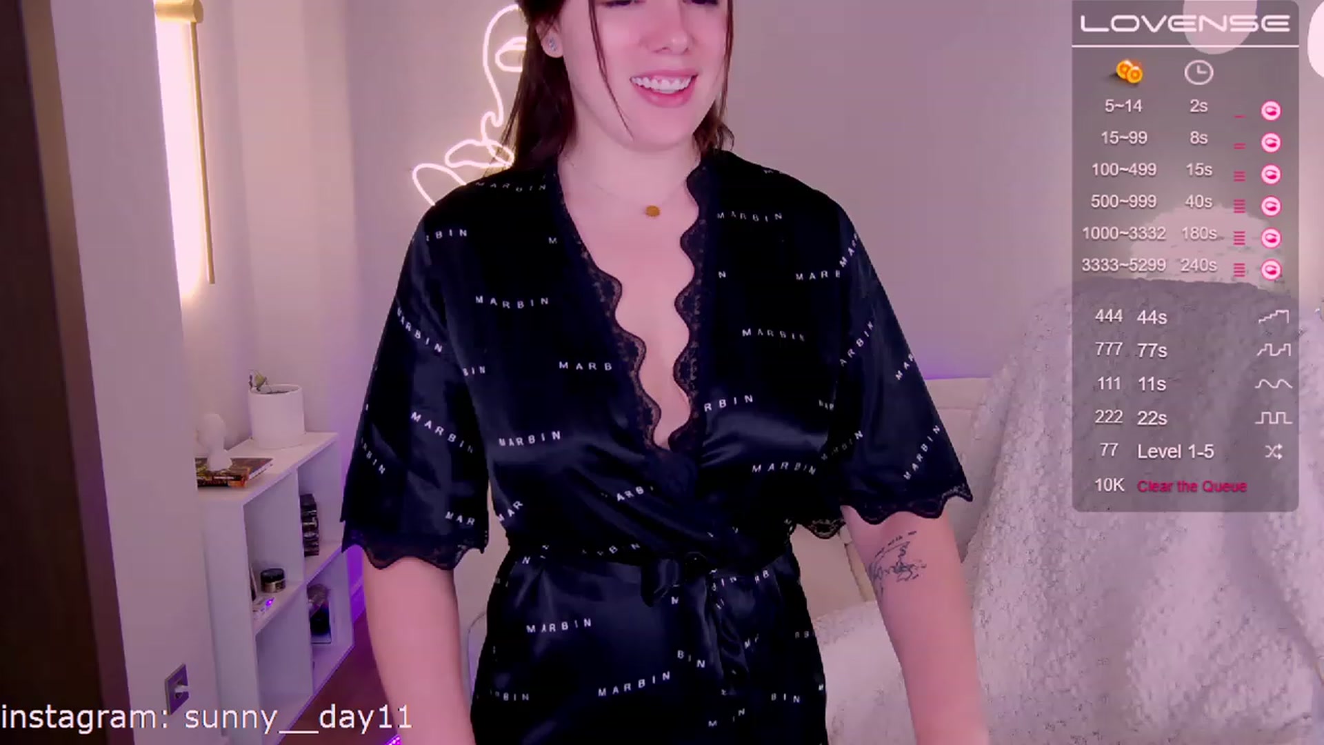 Gallery image thumbnail from sunny__day1's myfreecams stream on, 03/08/2023, 06:09 image 10 of 20