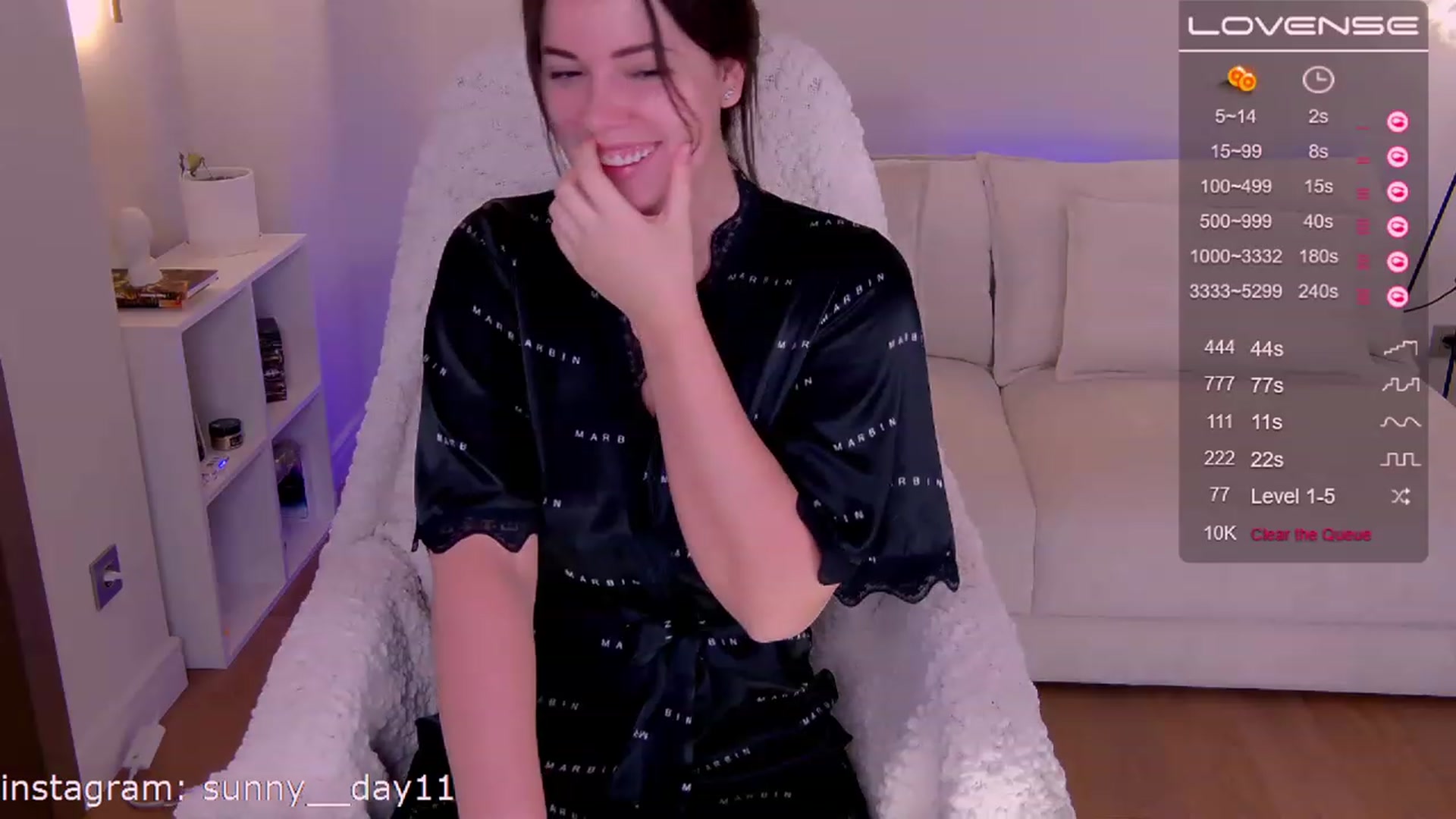 Gallery image thumbnail from sunny__day1's myfreecams stream on, 03/08/2023, 06:09 image 15 of 20