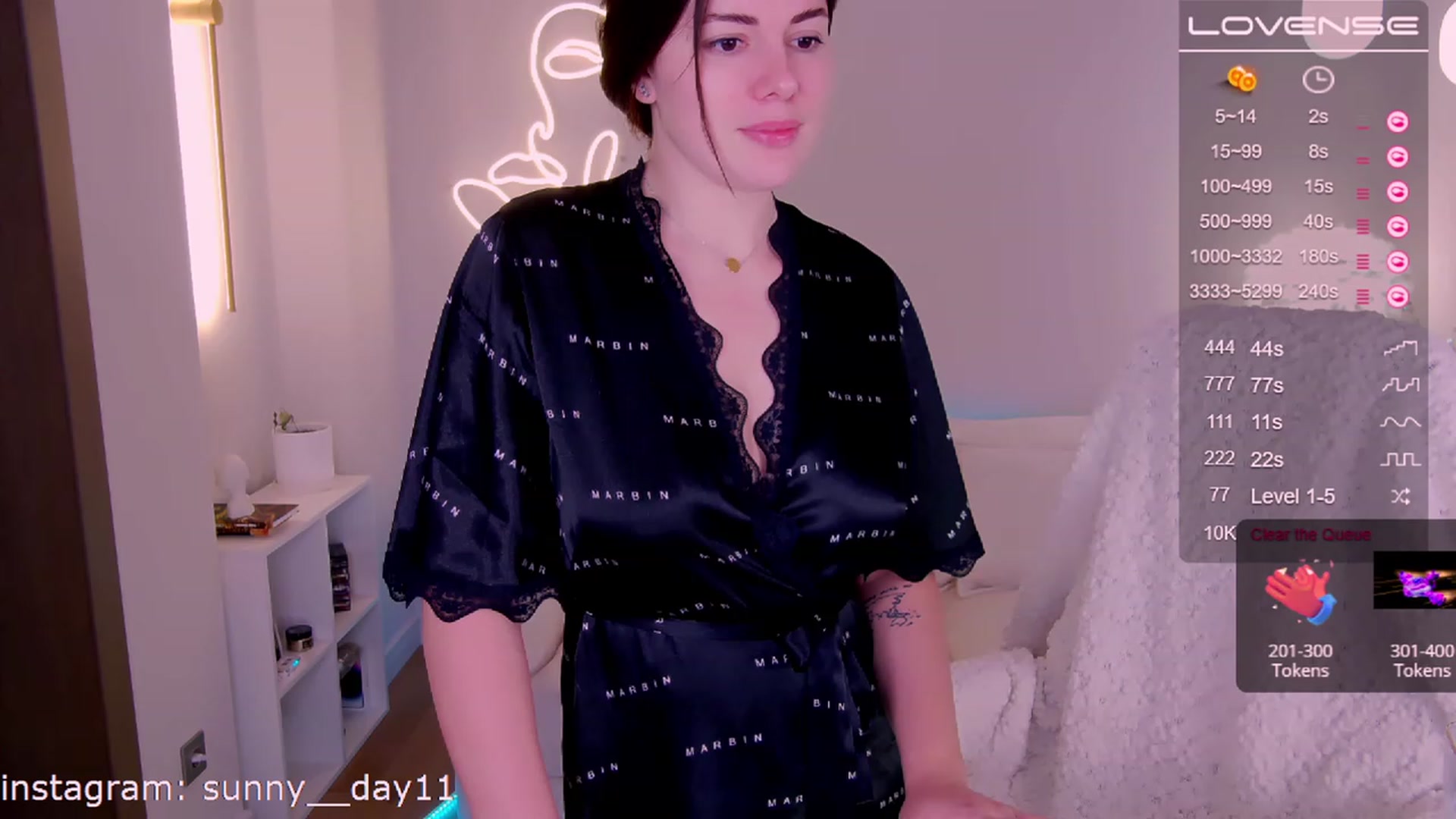 Gallery image thumbnail from sunny__day1's myfreecams stream on, 03/08/2023, 06:09 image 13 of 20