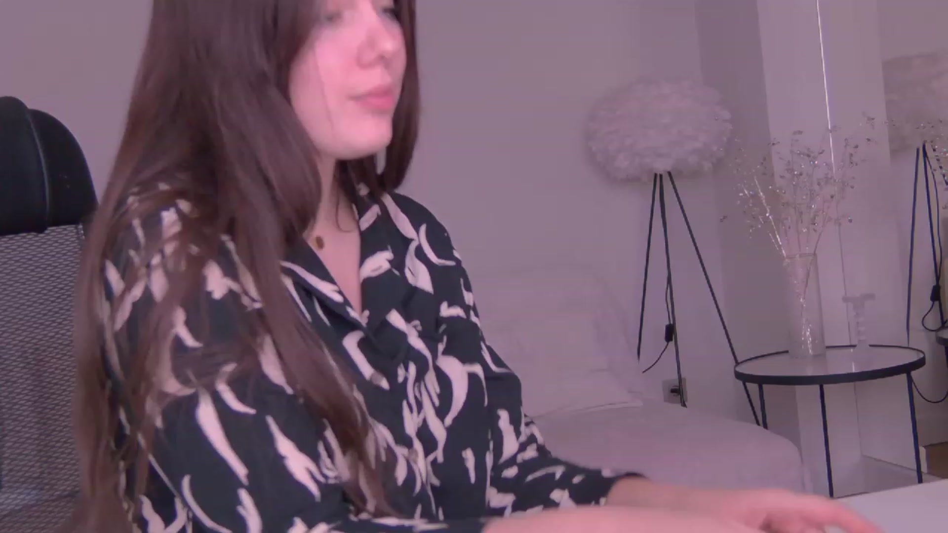 Gallery image thumbnail from sunny__day1's myfreecams stream on, 03/09/2023, 12:56 image 18 of 20