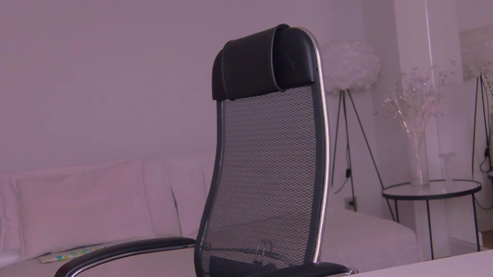 Gallery image thumbnail from sunny__day1's myfreecams stream on, 03/09/2023, 12:56 image 8 of 20