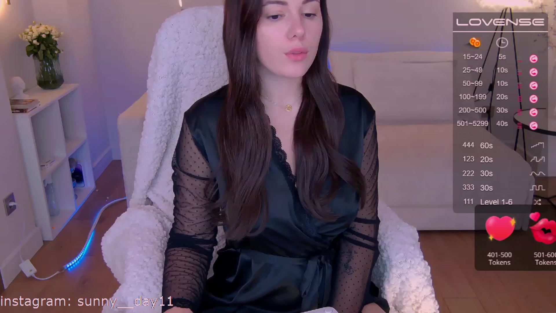 Gallery image thumbnail from sunny__day1's myfreecams stream on, 03/13/2023, 06:35 image 14 of 20