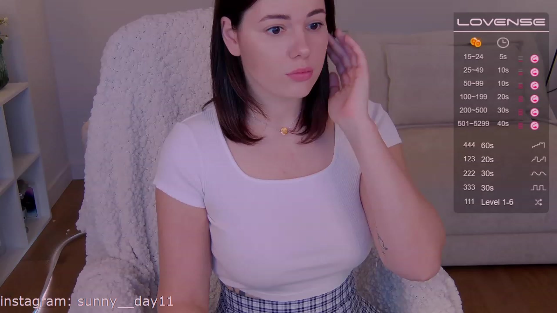 Gallery image thumbnail from sunny__day1's myfreecams stream on, 03/15/2023, 05:05 image 14 of 20