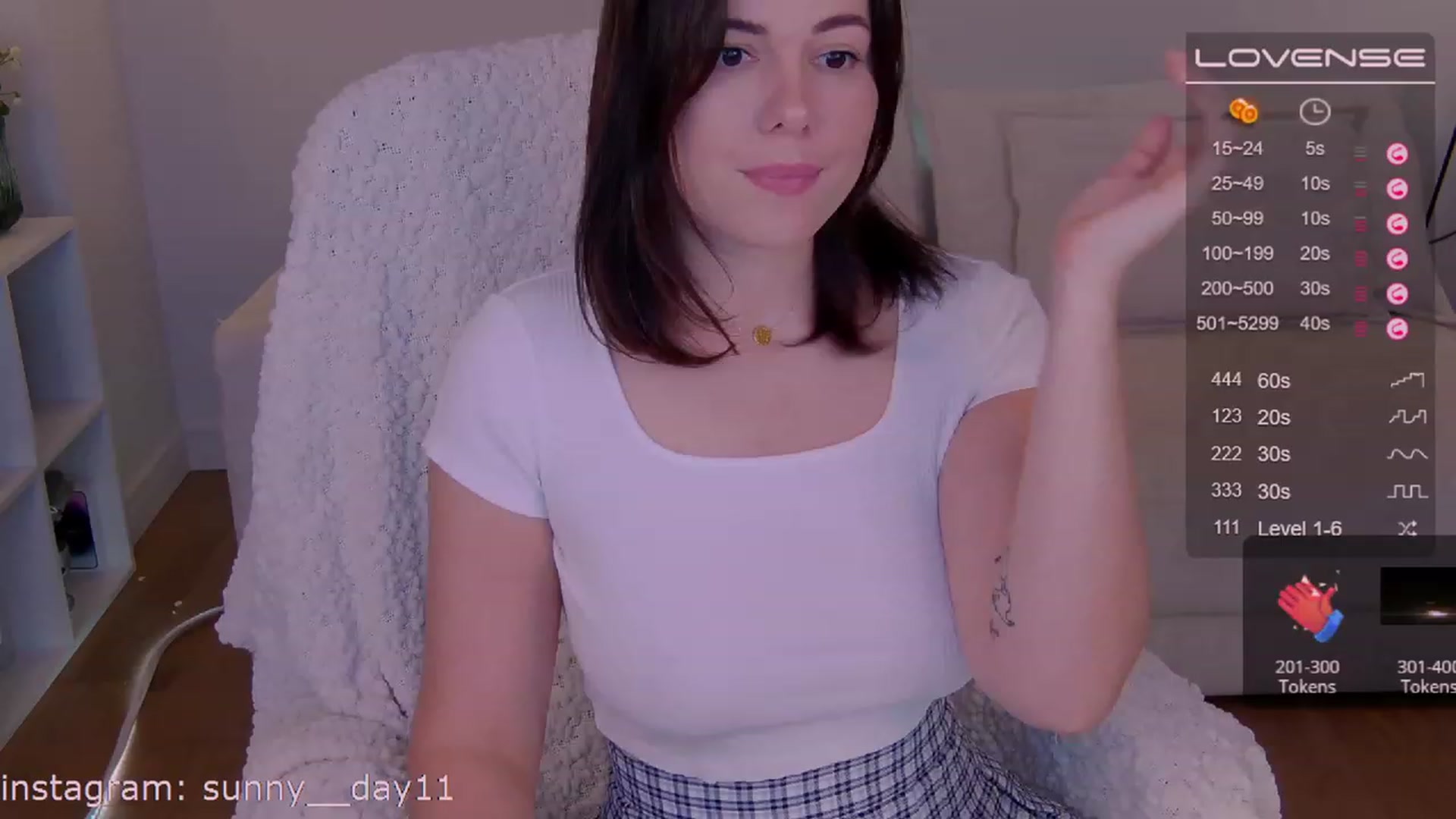 Gallery image thumbnail from sunny__day1's myfreecams stream on, 03/15/2023, 05:05 image 17 of 20