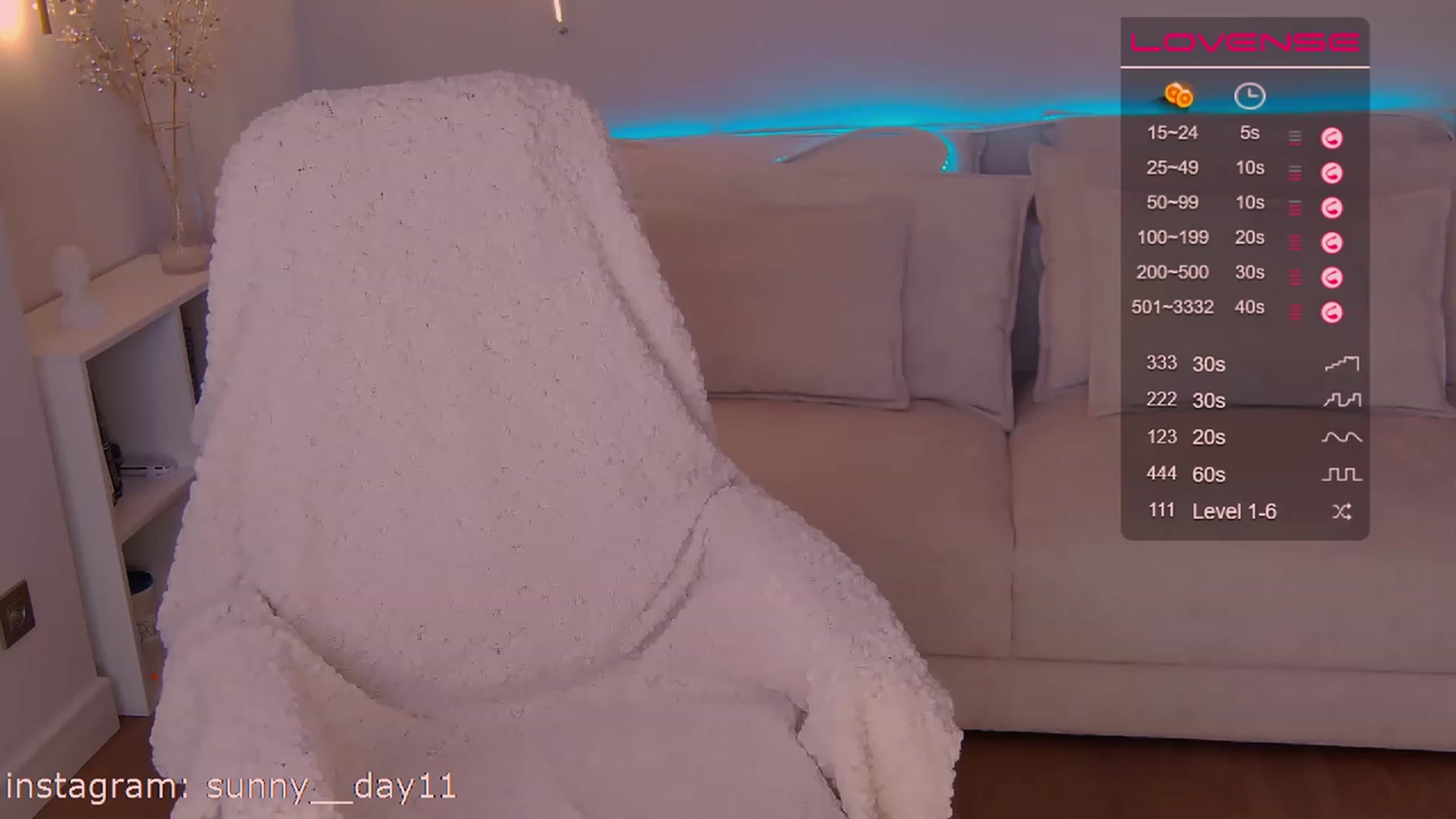 Gallery image thumbnail from sunny__day1's myfreecams stream on, 04/20/2023, 06:10 image 16 of 20