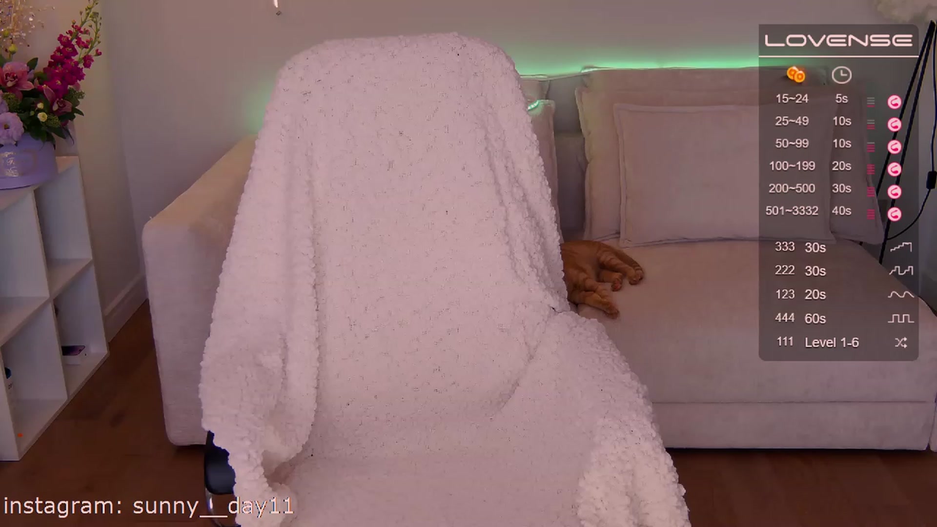 Gallery image thumbnail from sunny__day1's myfreecams stream on, 04/26/2023, 15:26 image 15 of 20
