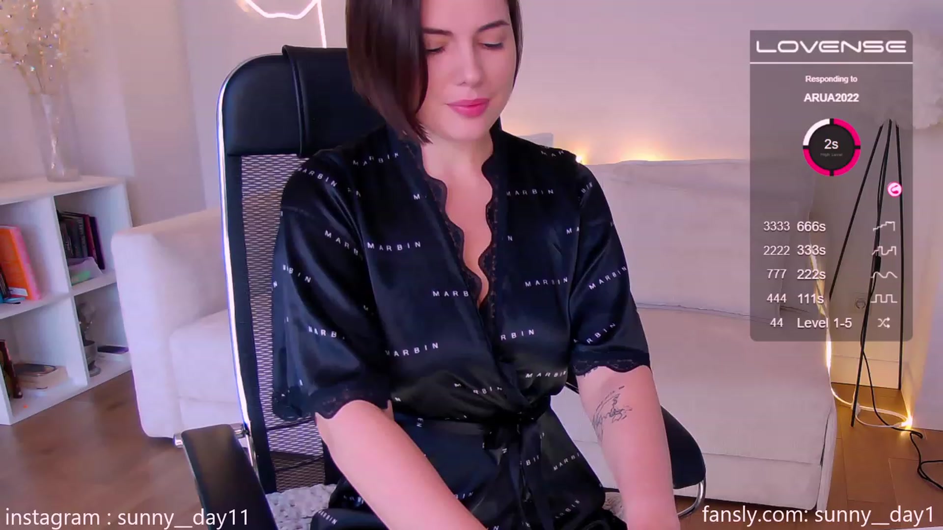 Gallery image thumbnail from sunny__day1's myfreecams stream on, 07/01/2023, 08:11 image 10 of 20