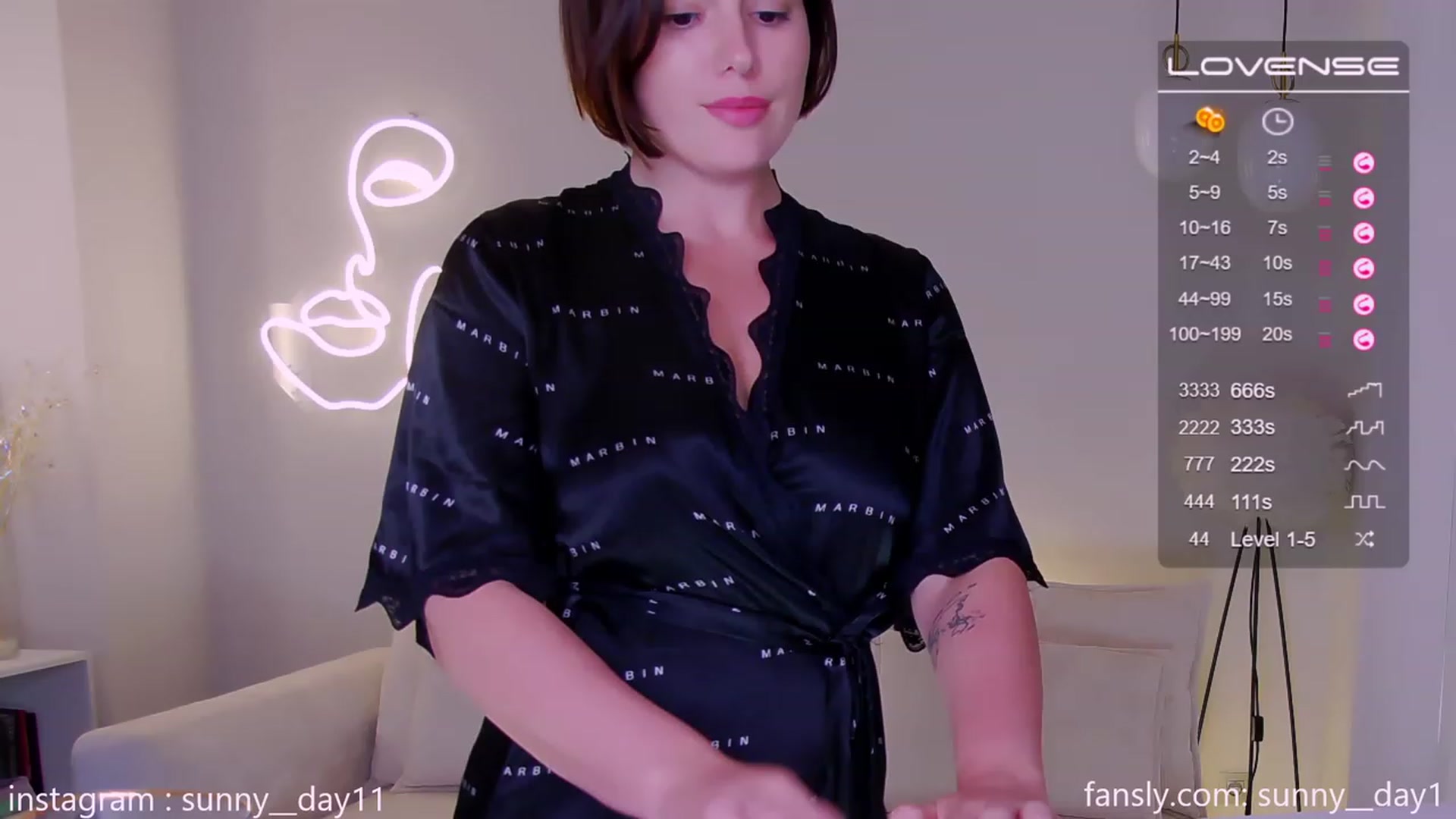 Gallery image thumbnail from sunny__day1's myfreecams stream on, 07/01/2023, 19:03 image 16 of 20