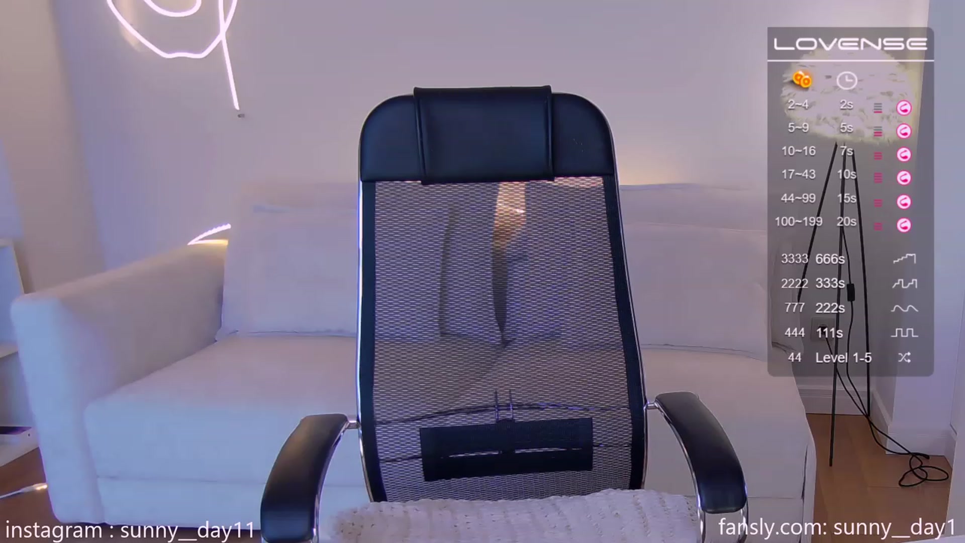 Gallery image thumbnail from sunny__day1's myfreecams stream on, 07/02/2023, 07:44 image 16 of 20