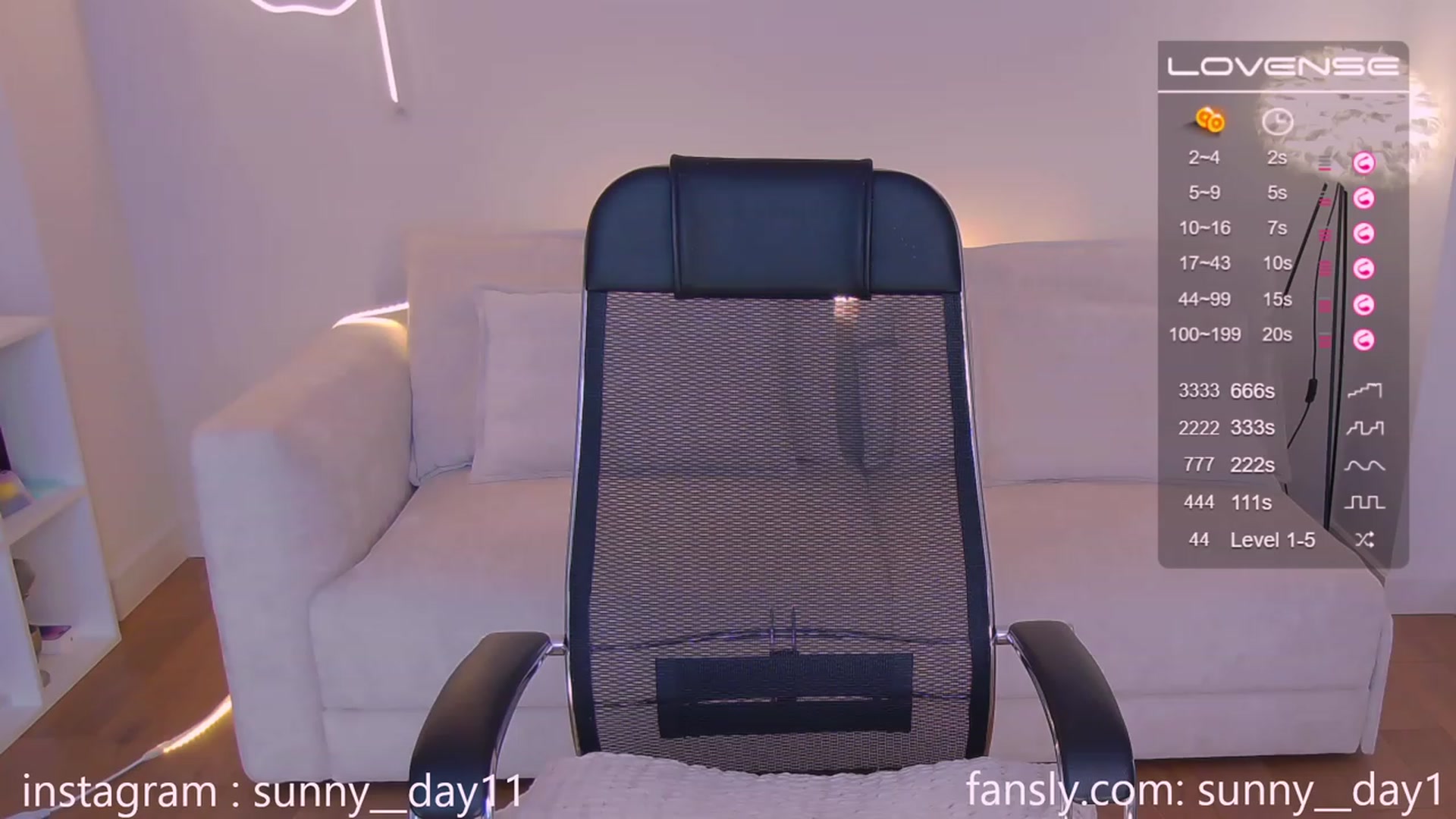 Gallery image thumbnail from sunny__day1's myfreecams stream on, 07/10/2023, 08:10 image 5 of 20