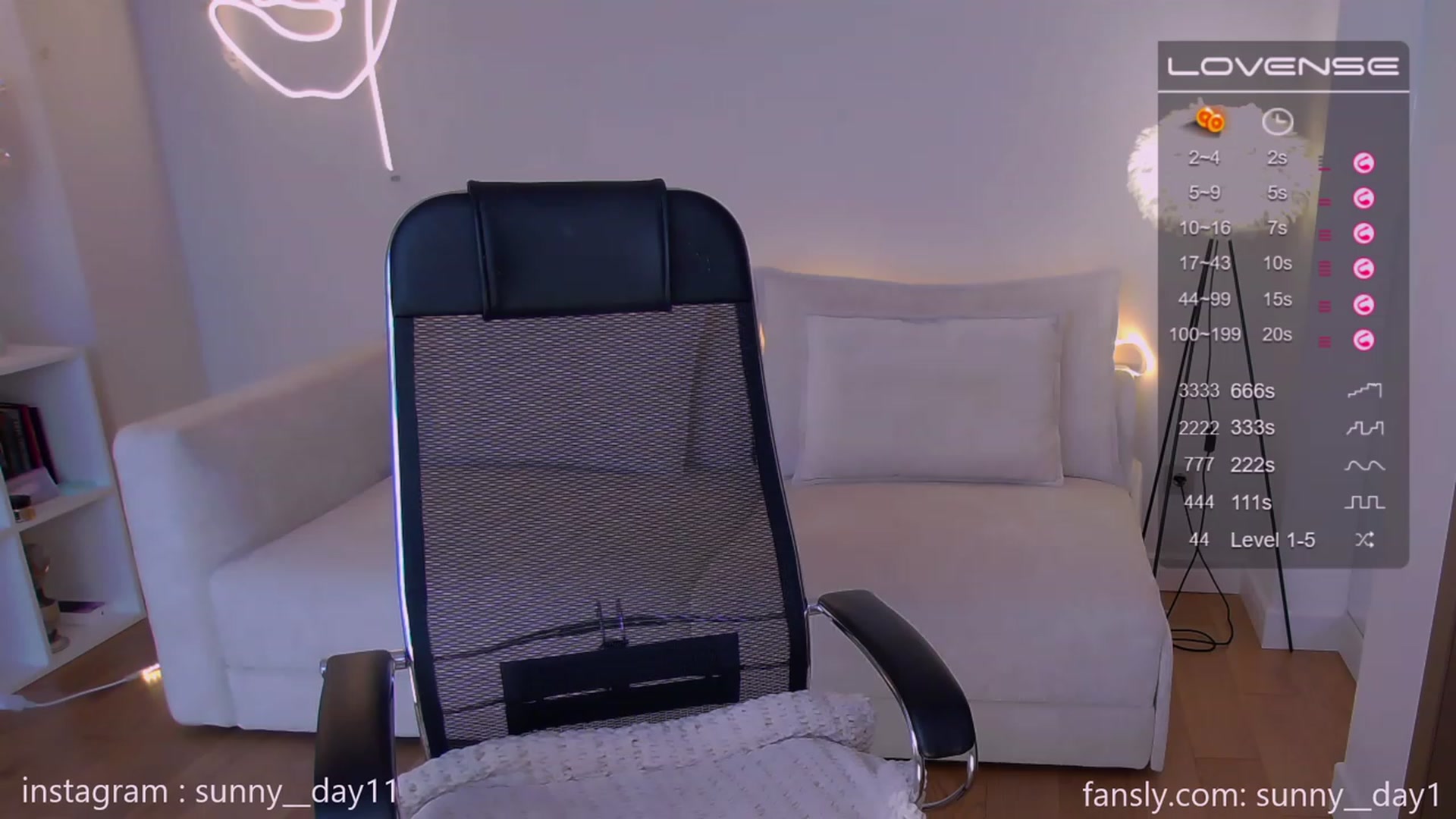 Gallery image thumbnail from sunny__day1's myfreecams stream on, 07/14/2023, 11:55 image 3 of 20