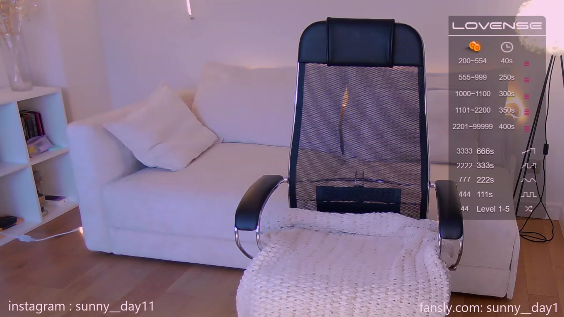 Gallery image thumbnail from sunny__day1's myfreecams stream on, 07/24/2023, 08:22 image 12 of 20