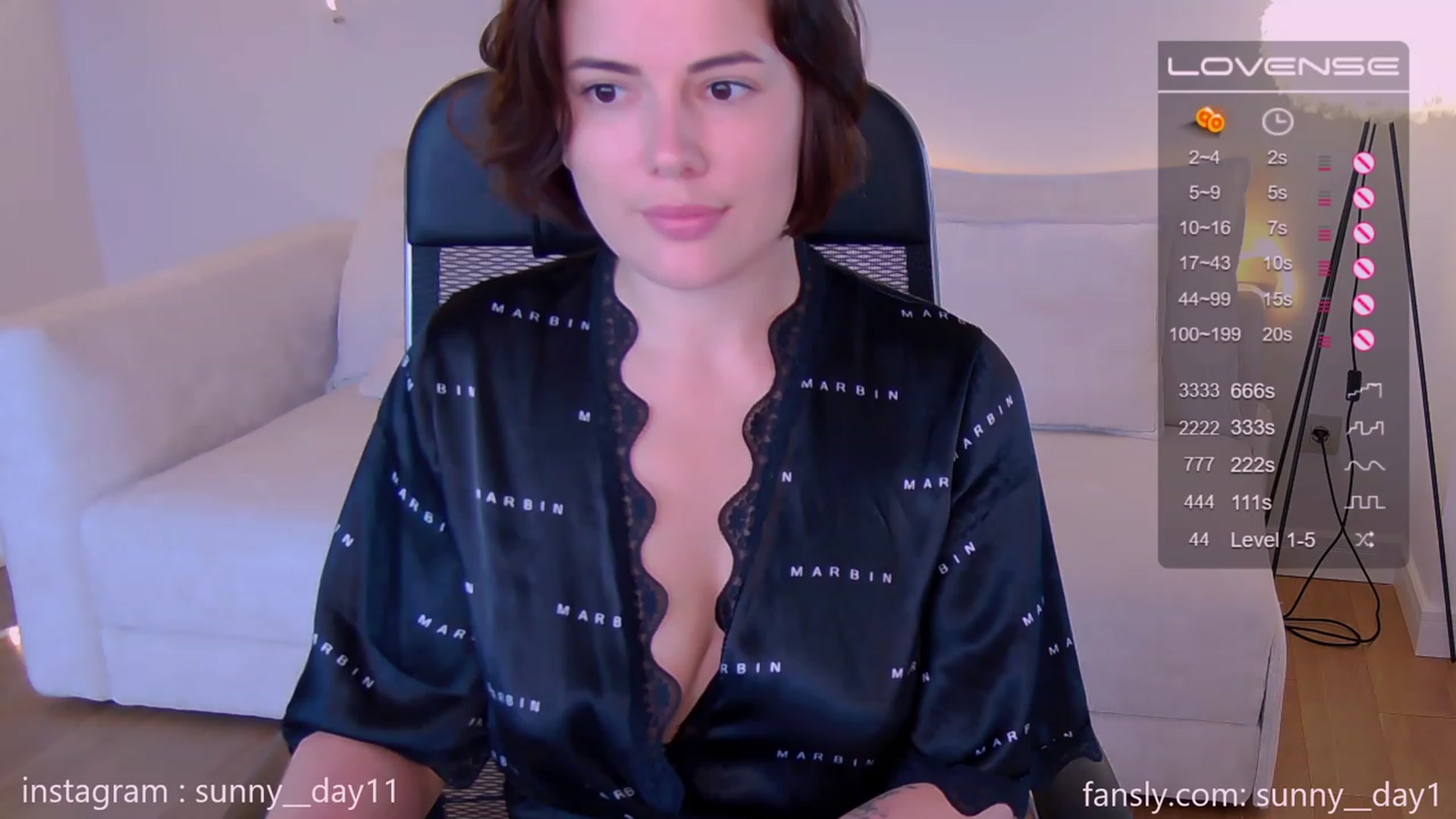 Gallery image thumbnail from sunny__day1's myfreecams stream on, 07/24/2023, 10:18 image 10 of 20