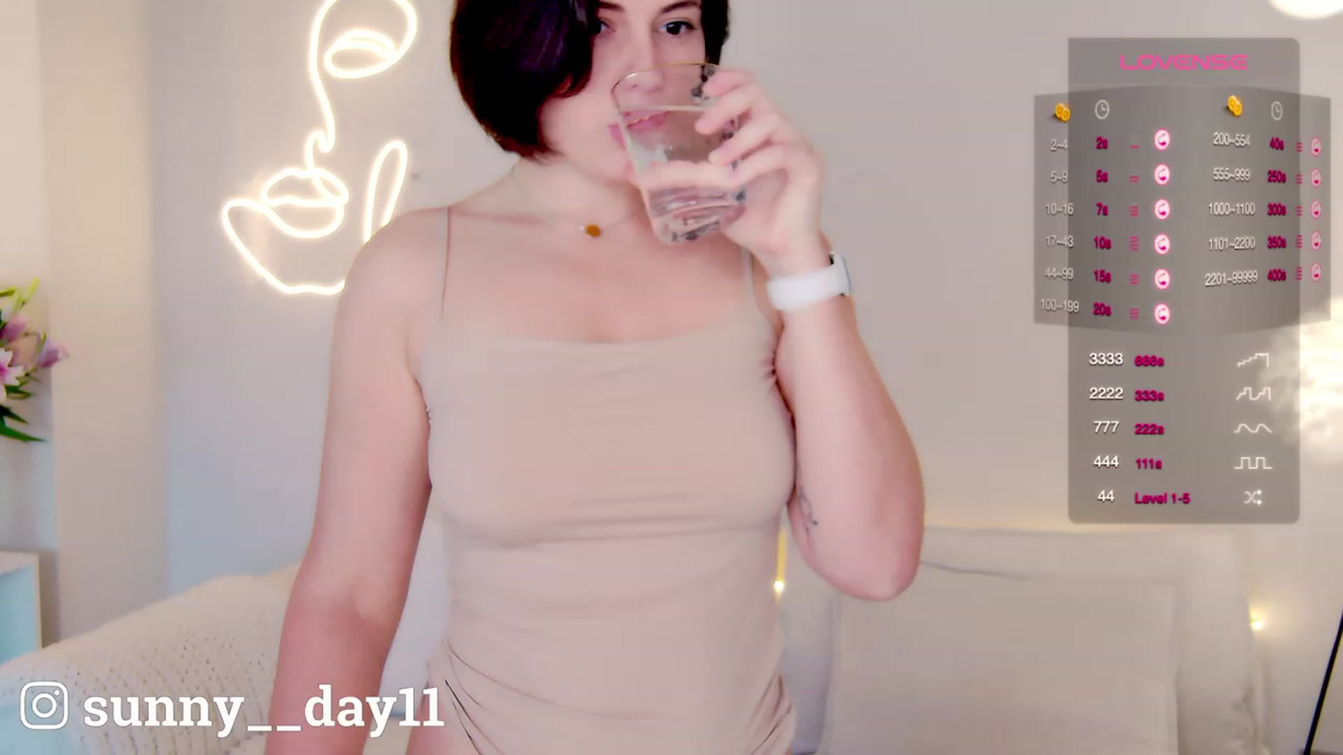 Gallery image thumbnail from sunny__day1's myfreecams stream on, 09/15/2023, 06:48 image 13 of 20