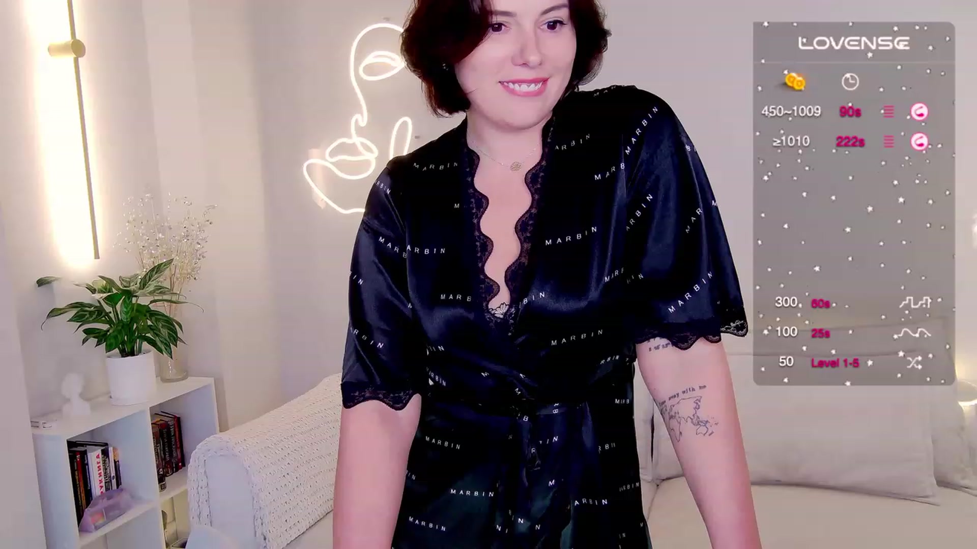 Gallery image thumbnail from sunny__day1's myfreecams stream on, 10/17/2023, 13:20 image 17 of 20
