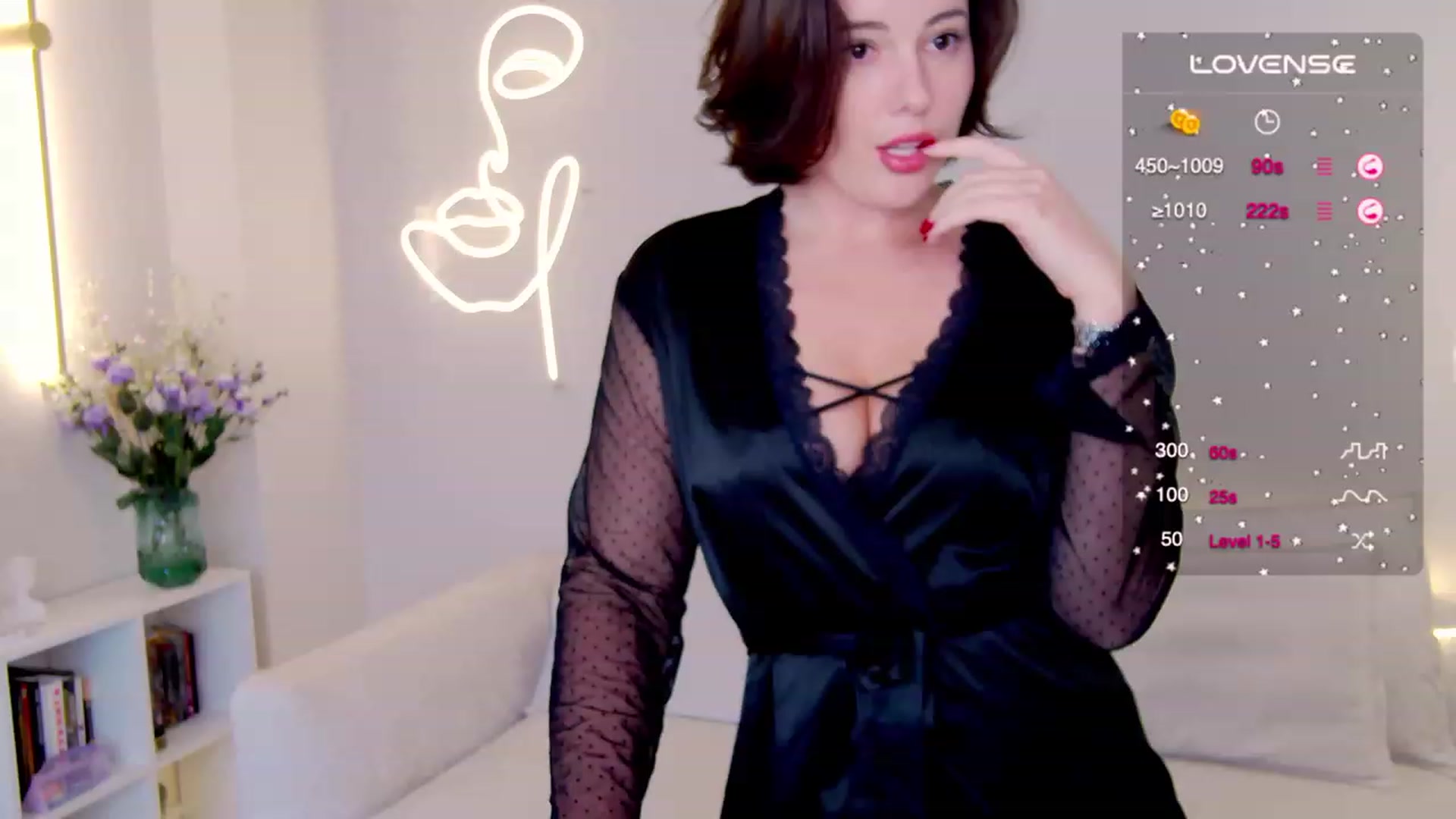 Gallery image thumbnail from sunny__day1's myfreecams stream on, 10/19/2023, 10:37 image 12 of 20