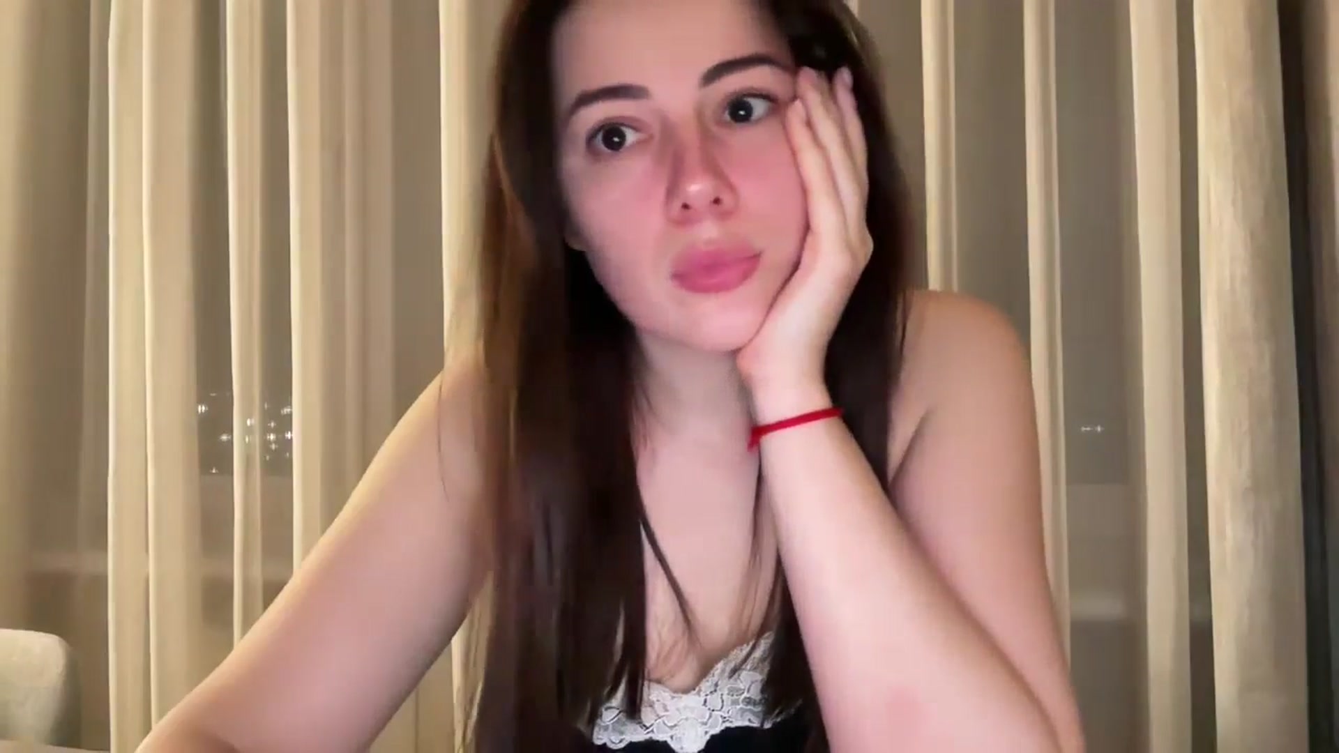 Gallery image thumbnail from sunny__day1's myfreecams stream on, 10/28/2024, 19:57 image 2 of 20