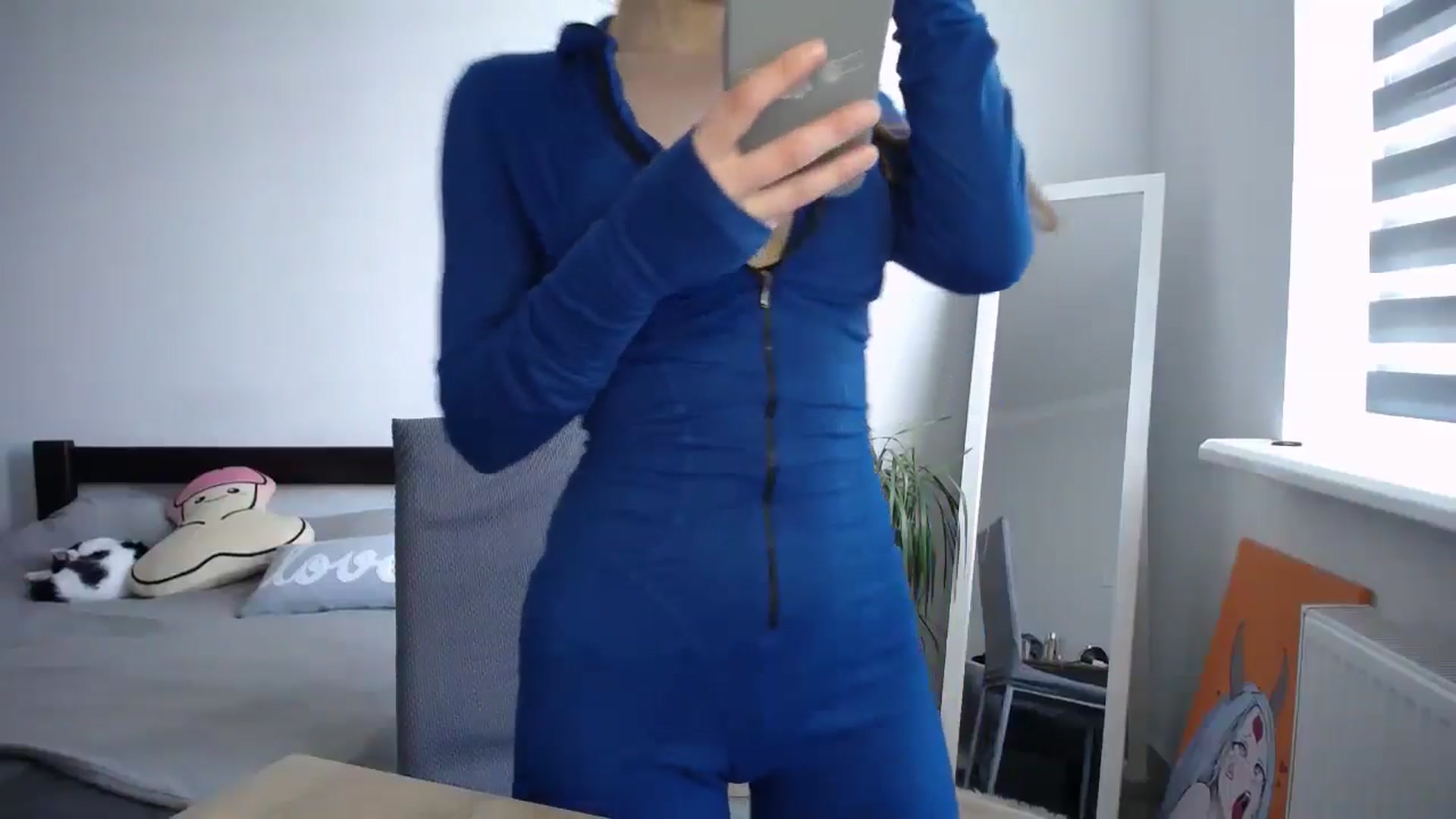 Gallery image thumbnail from sunshineEva_'s myfreecams stream on, 05/31/2024, 15:23 image 12 of 20