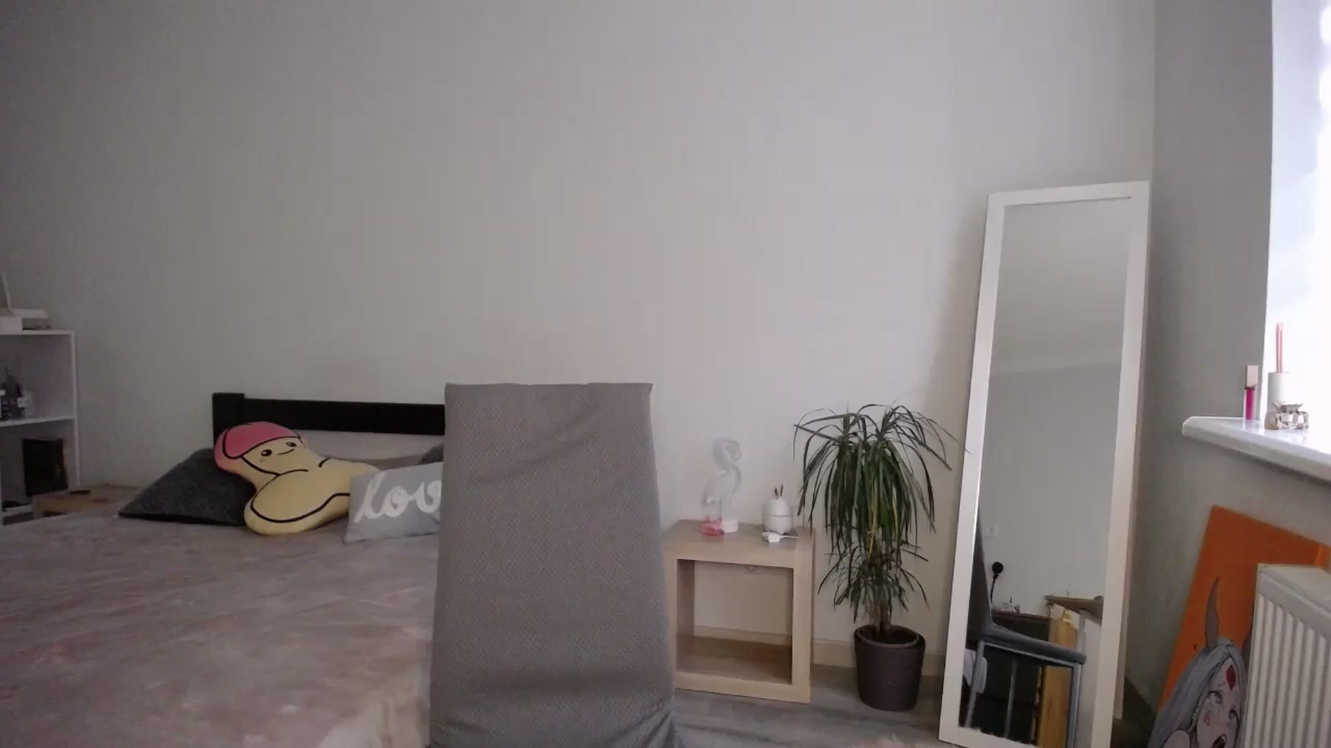 Gallery image thumbnail from sunshineEva_'s myfreecams stream on, 06/23/2024, 17:24 image 7 of 20