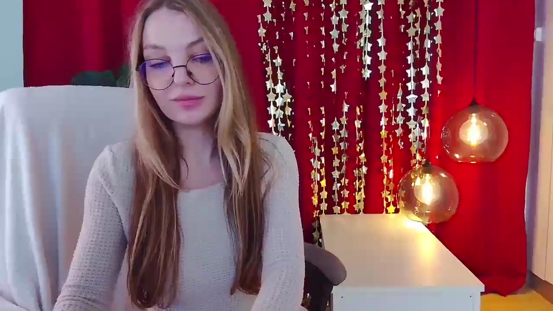 Gallery image thumbnail from sunshineEva_'s myfreecams stream on, 12/30/2024, 14:02 image 10 of 20