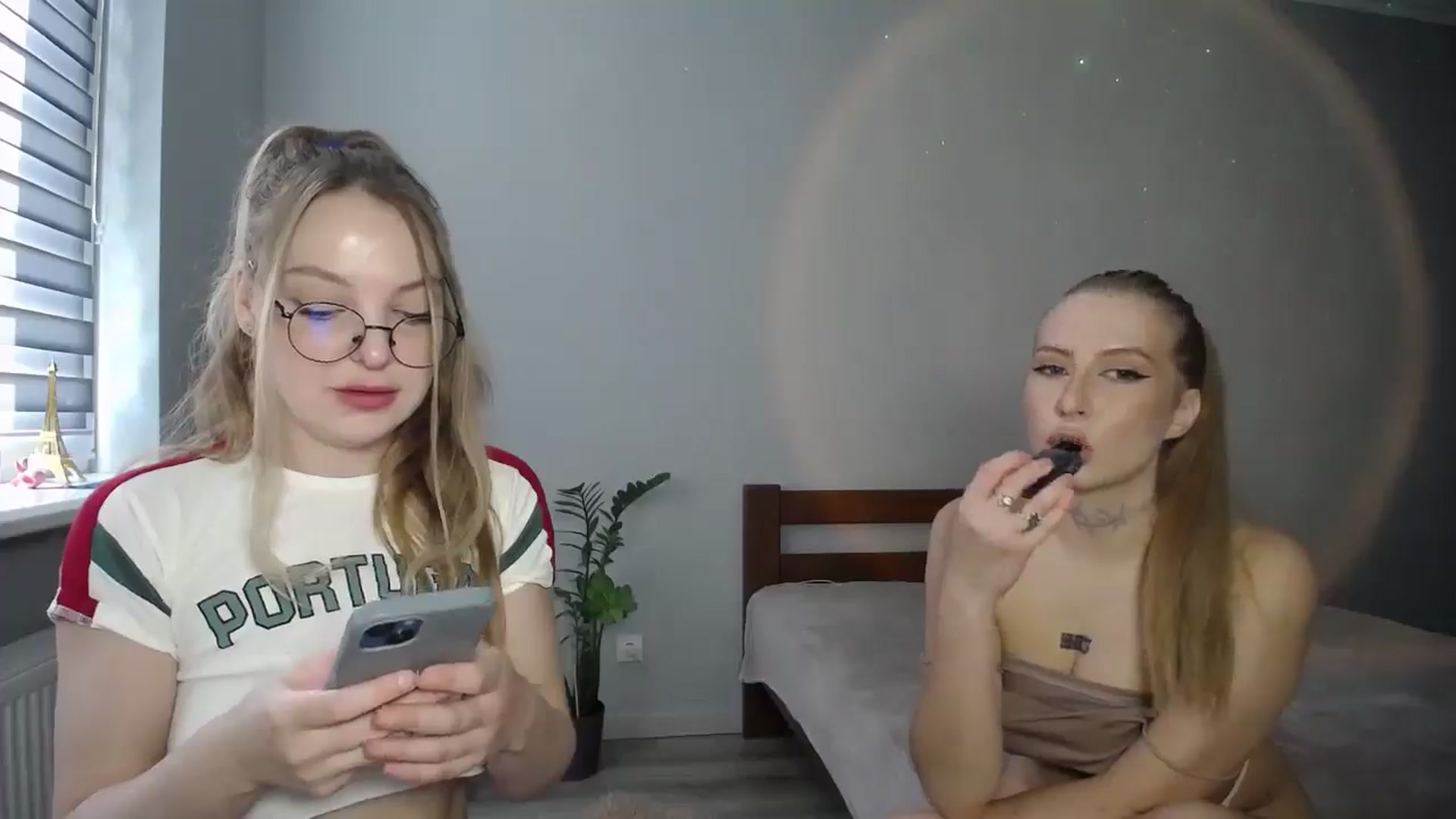 Gallery image thumbnail from sunshineEva_'s myfreecams stream on, 08/07/2025, 15:14 image 6 of 20
