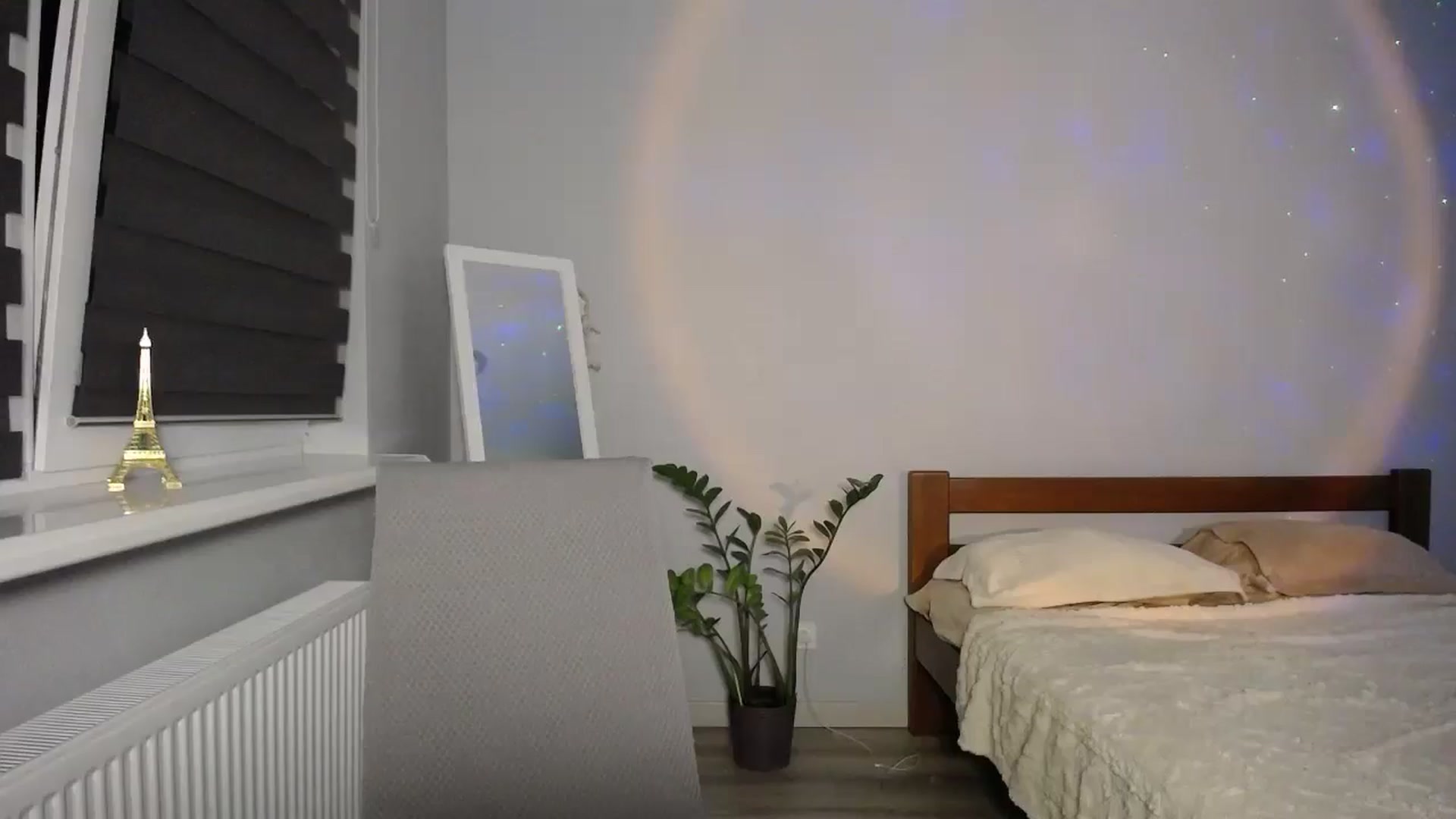 Gallery image thumbnail from sunshineEva_'s myfreecams stream on, 08/21/2025, 18:59 image 2 of 20