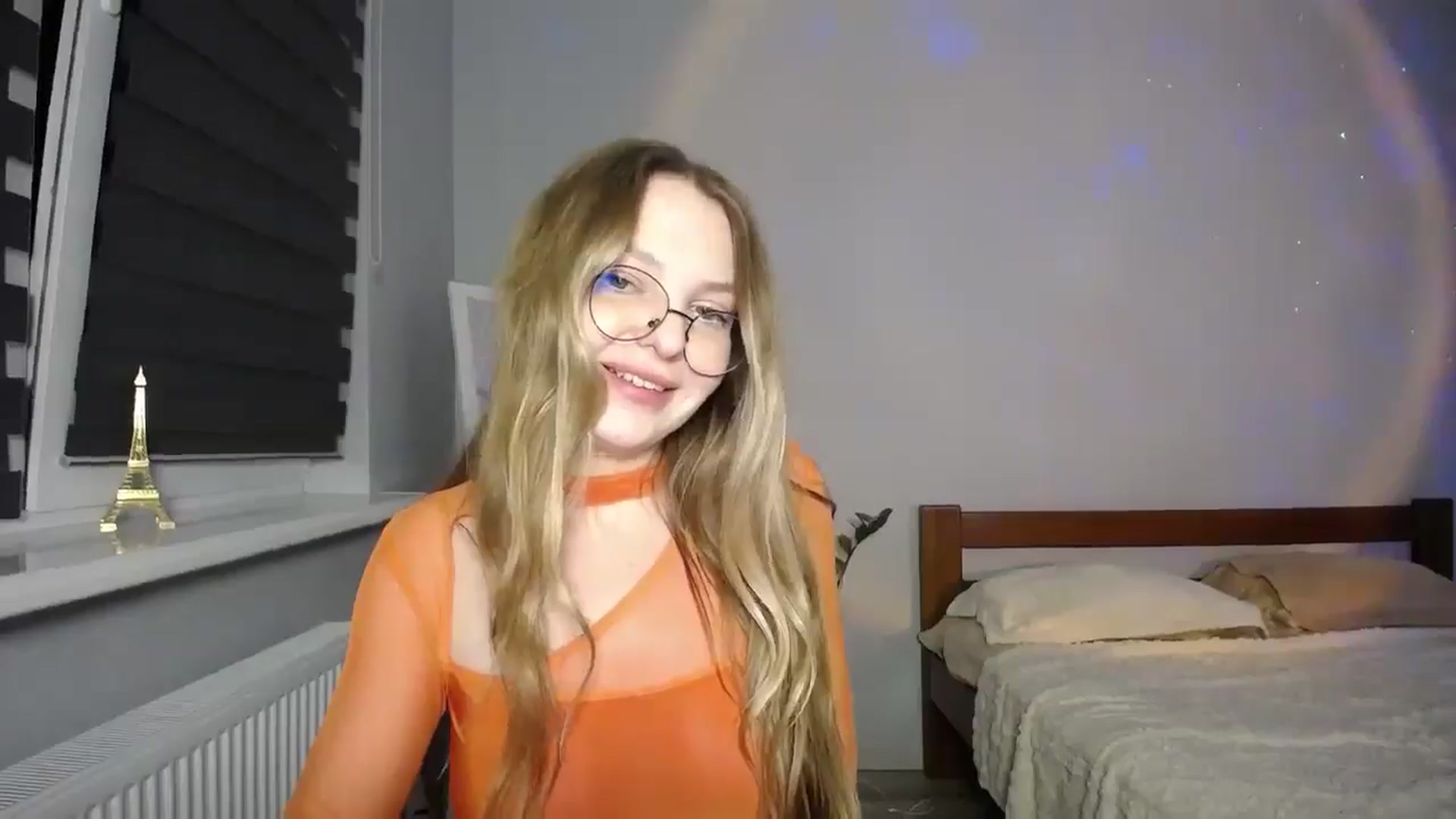 Gallery image thumbnail from sunshineEva_'s myfreecams stream on, 08/21/2025, 19:27 image 20 of 20