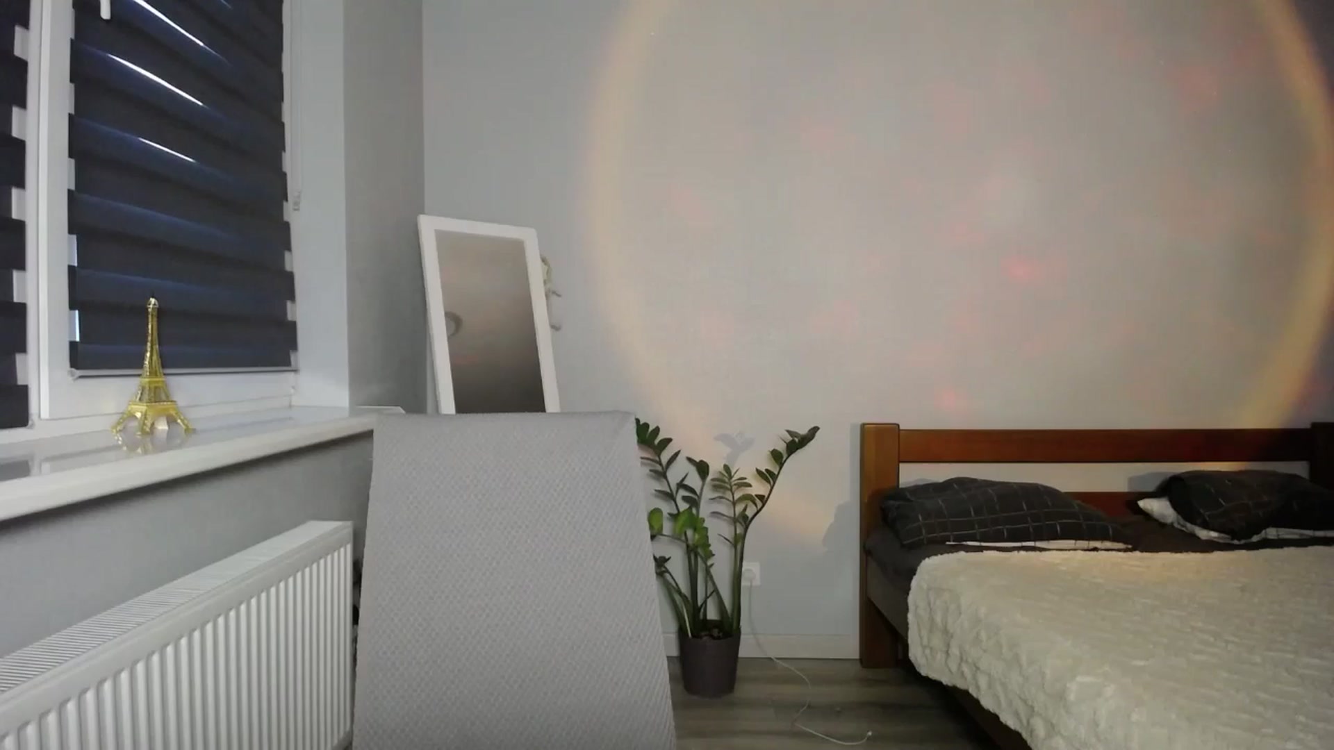 Gallery image thumbnail from sunshineEva_'s myfreecams stream on, 08/25/2025, 17:41 image 12 of 20