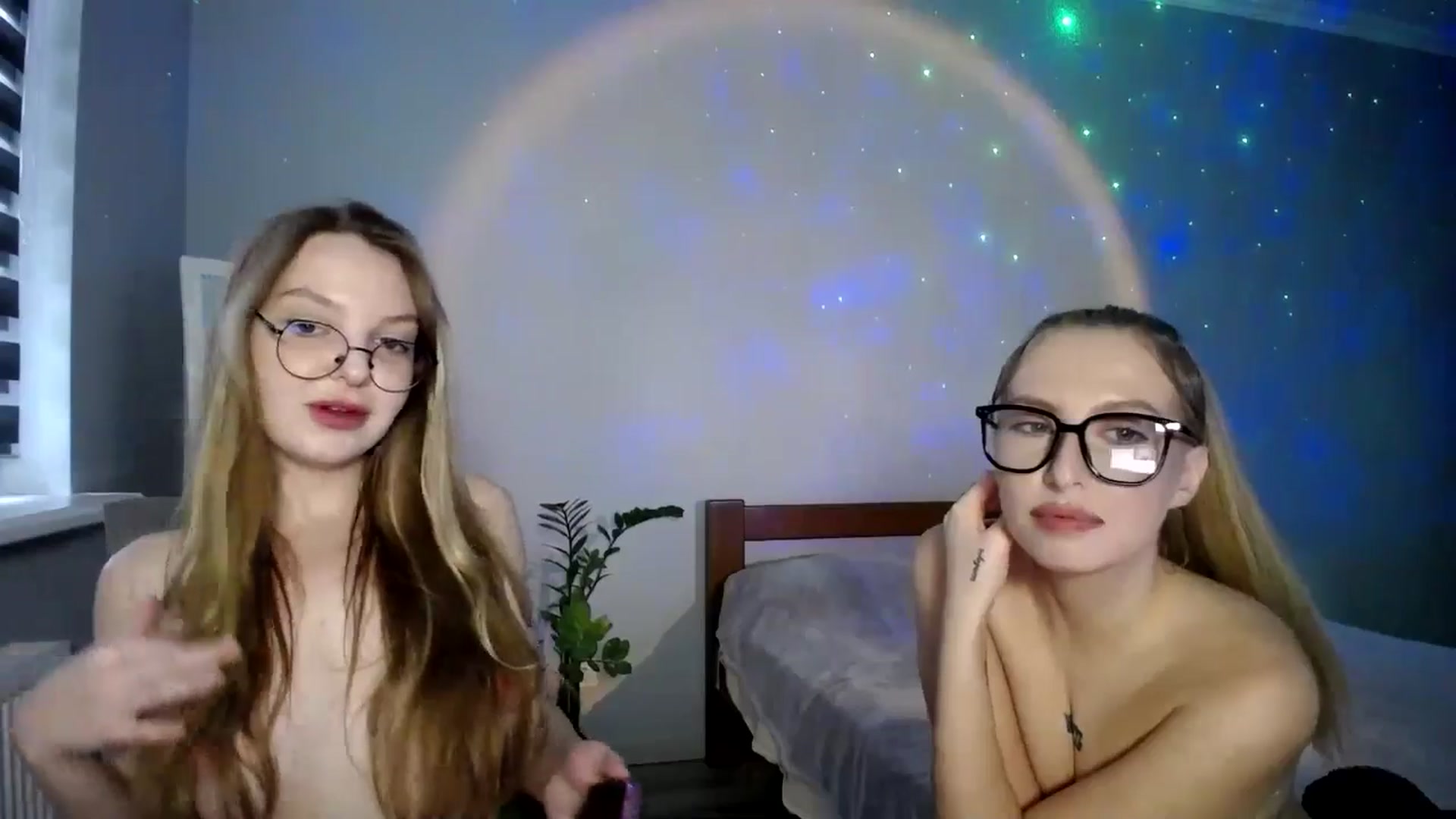 Gallery image thumbnail from sunshineEva_'s myfreecams stream on, 09/11/2025, 15:29 image 11 of 20
